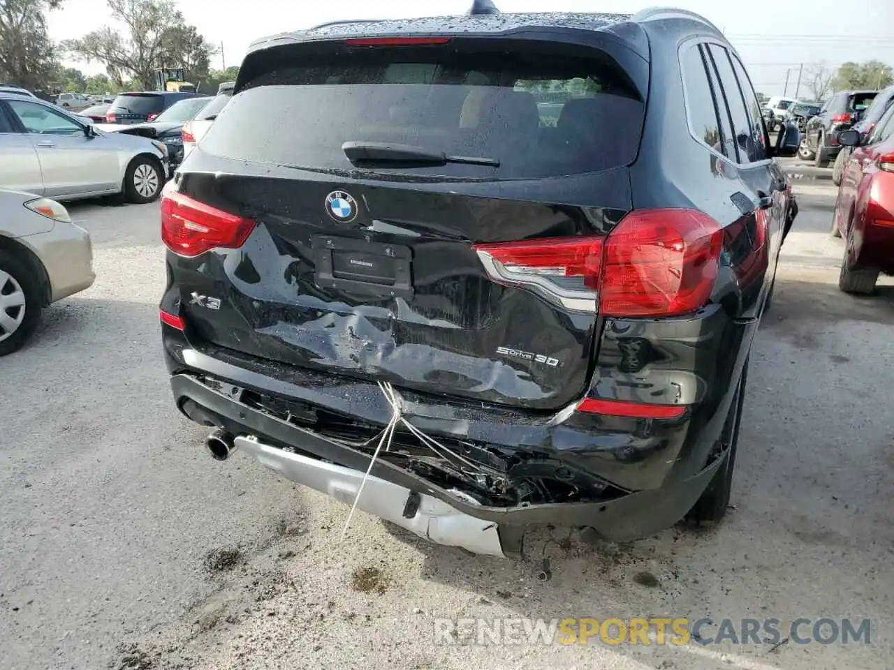 9 Photograph of a damaged car 5UXTR7C54KLF28551 BMW X3 2019