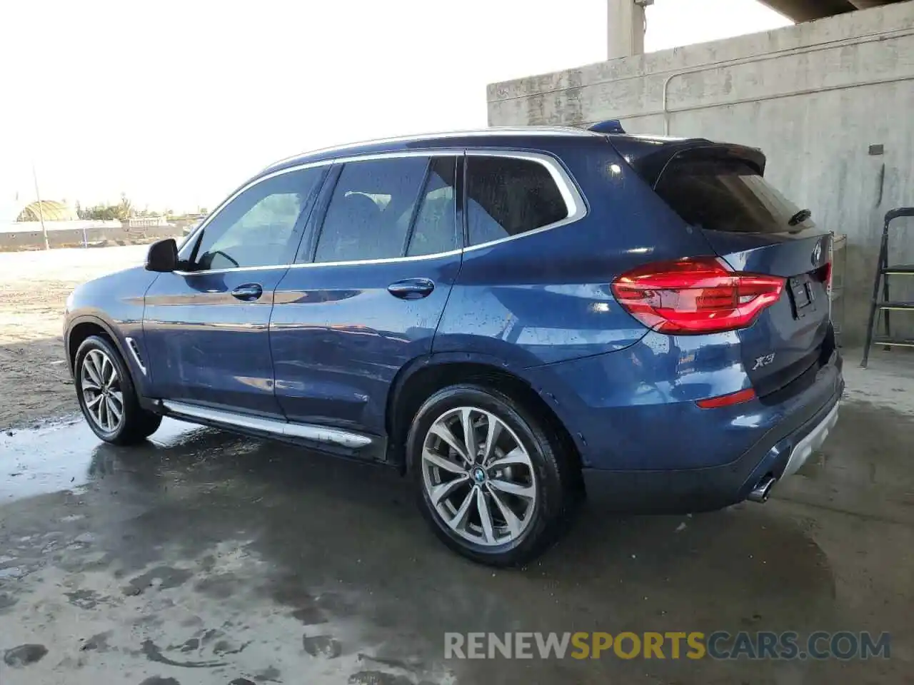 2 Photograph of a damaged car 5UXTR7C54KLF29974 BMW X3 2019