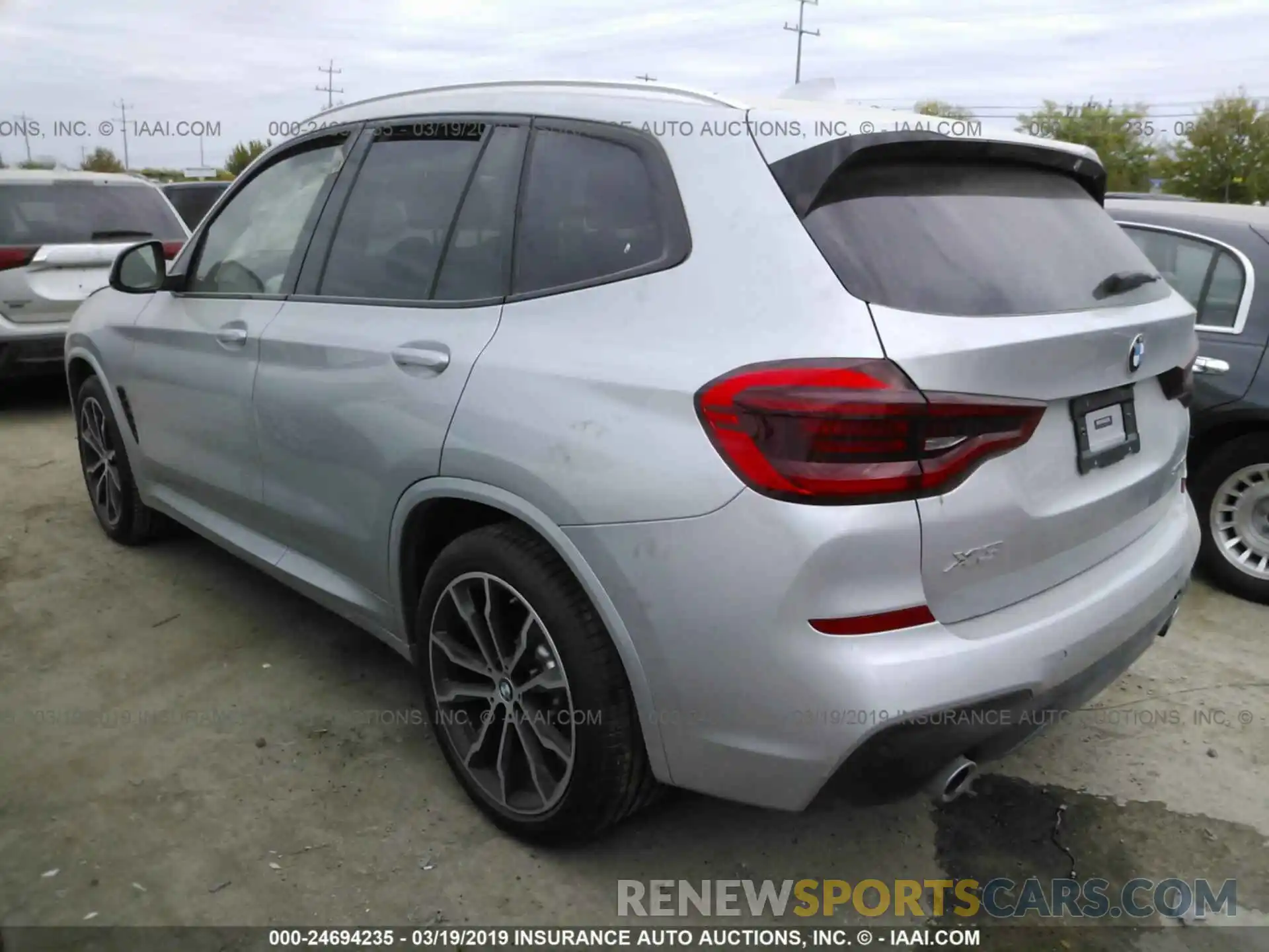 3 Photograph of a damaged car 5UXTR7C54KLF32616 BMW X3 2019