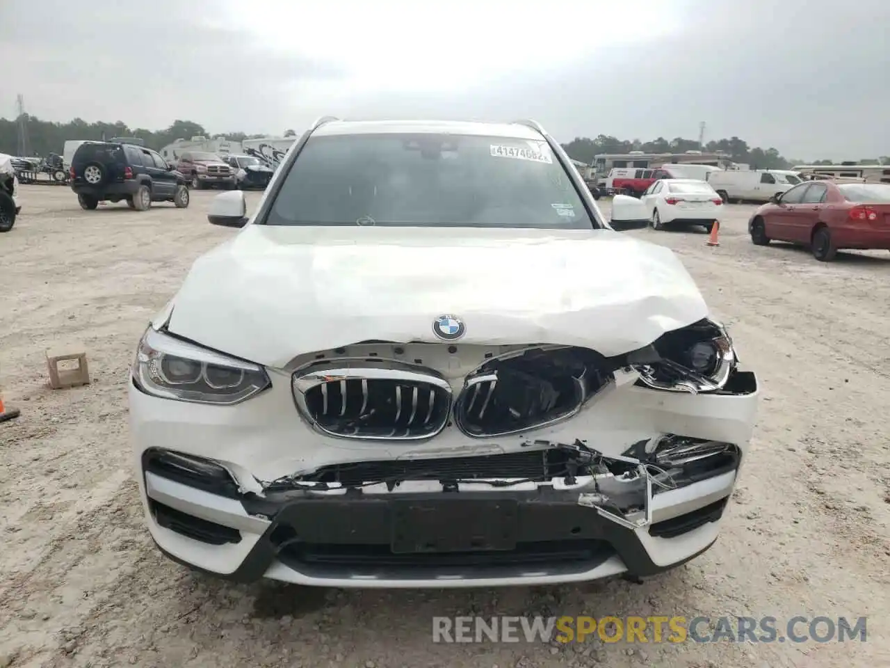 9 Photograph of a damaged car 5UXTR7C54KLF36519 BMW X3 2019