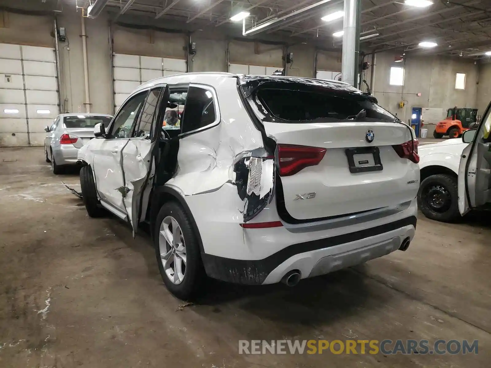 3 Photograph of a damaged car 5UXTR7C54KLR44080 BMW X3 2019