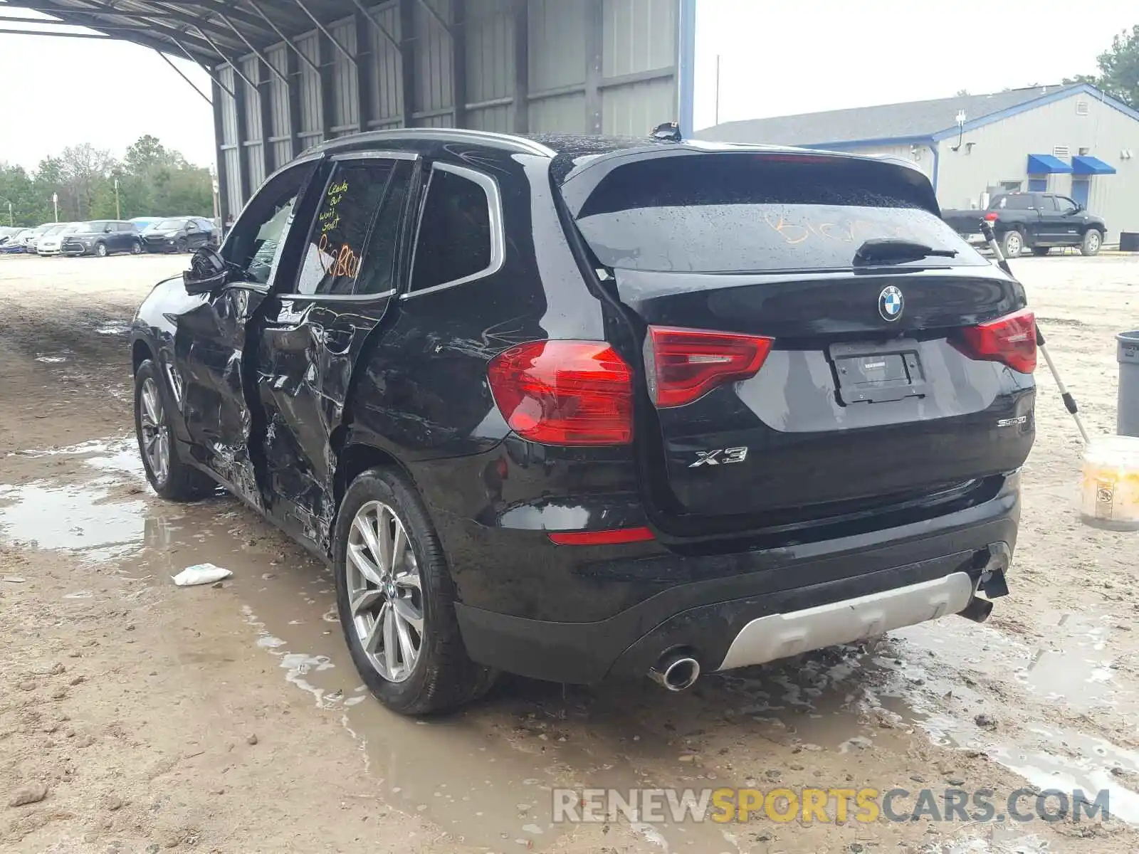 3 Photograph of a damaged car 5UXTR7C54KLR45147 BMW X3 2019