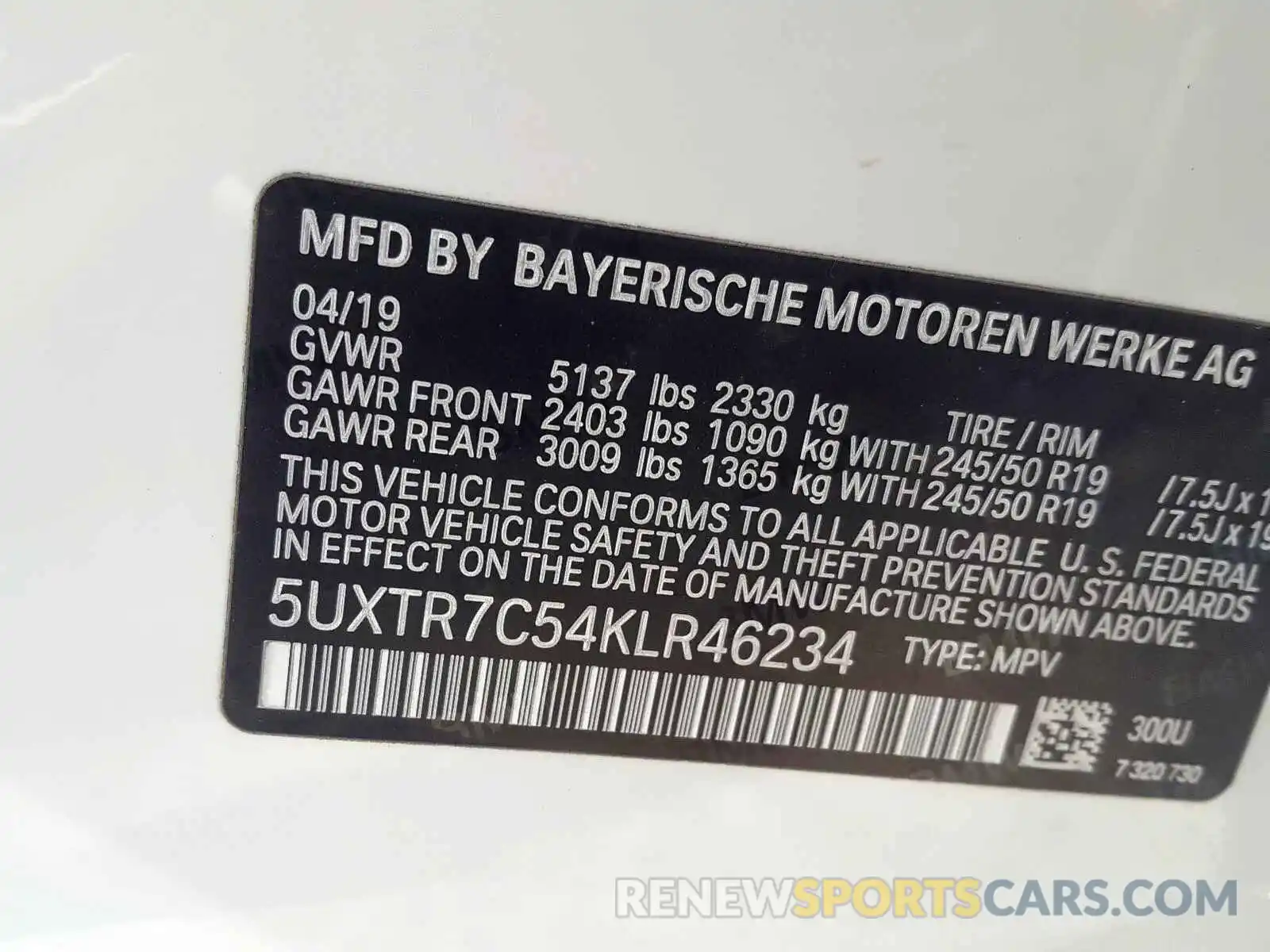 10 Photograph of a damaged car 5UXTR7C54KLR46234 BMW X3 2019