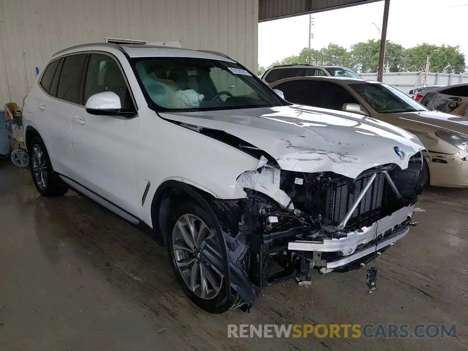 1 Photograph of a damaged car 5UXTR7C54KLR47318 BMW X3 2019