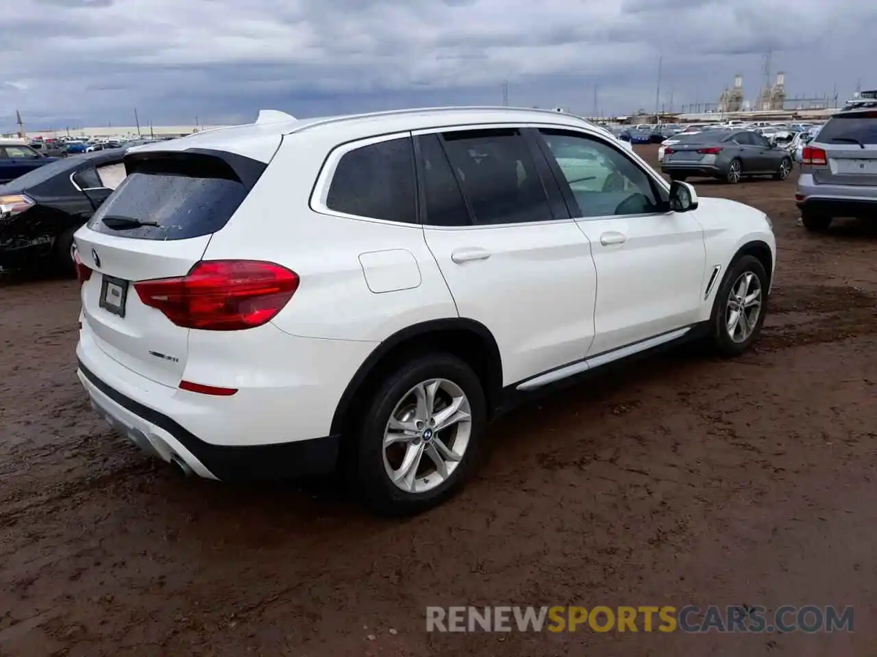 4 Фотография поврежденного автомобиля 5UXTR7C54KLR50218 BMW X3 2019