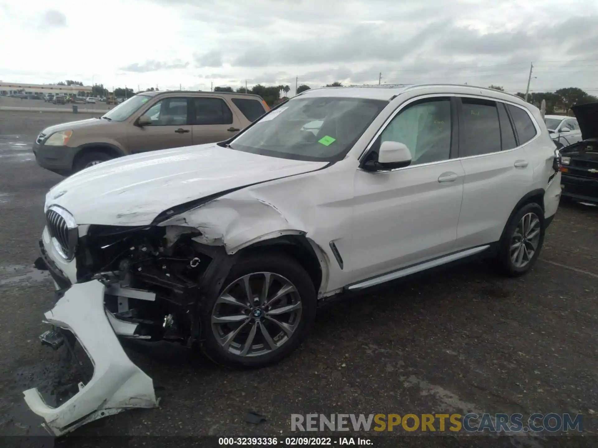 2 Photograph of a damaged car 5UXTR7C54KLR52938 BMW X3 2019