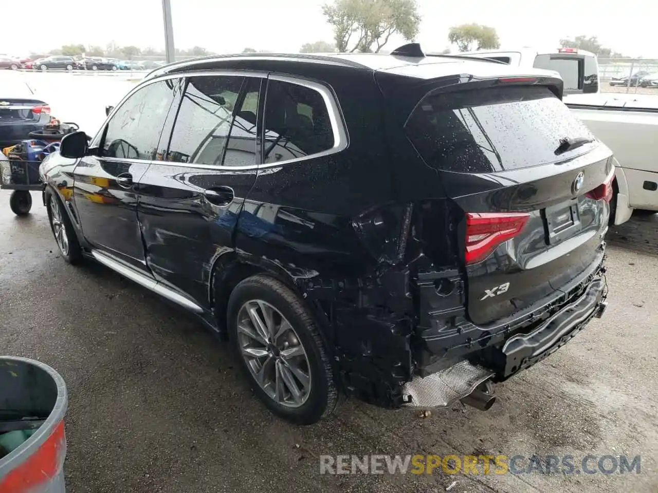 3 Photograph of a damaged car 5UXTR7C55KLE88884 BMW X3 2019