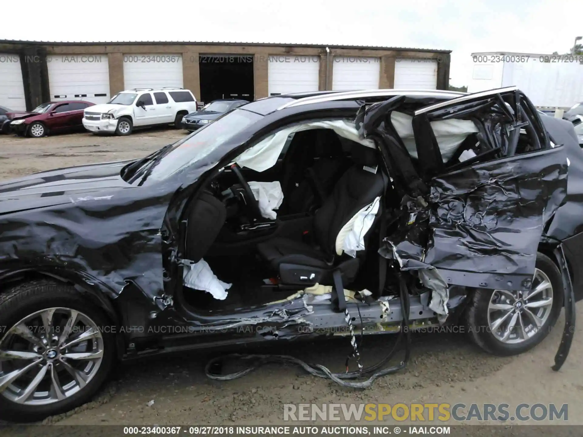 6 Photograph of a damaged car 5UXTR7C55KLE93440 Bmw X3 2019