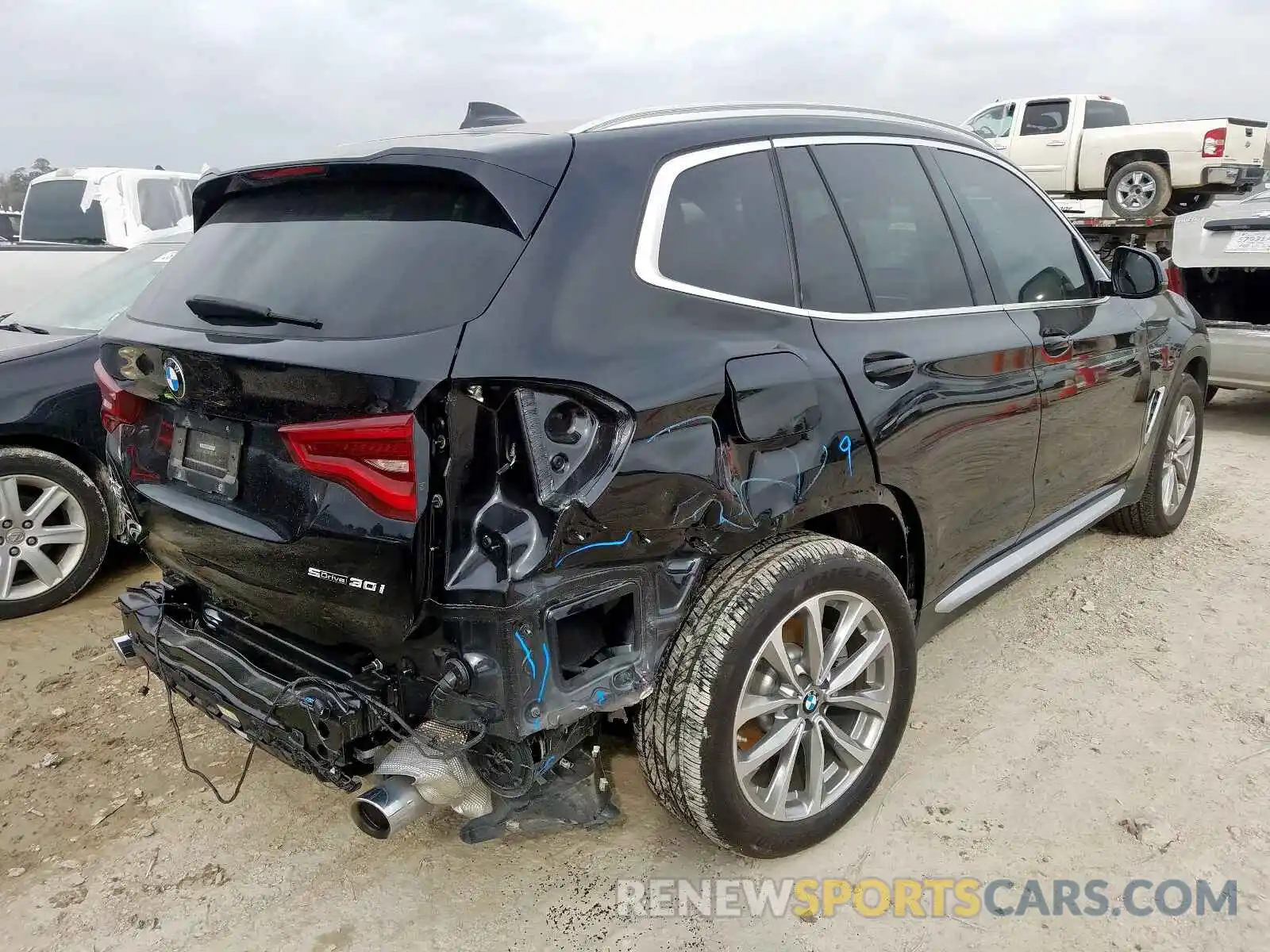 4 Photograph of a damaged car 5UXTR7C55KLE96483 BMW X3 2019