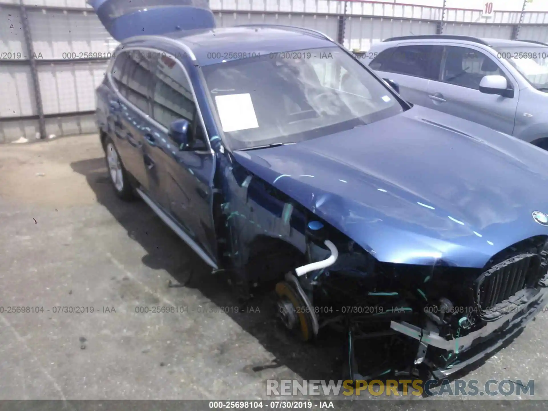 6 Photograph of a damaged car 5UXTR7C55KLE97536 BMW X3 2019