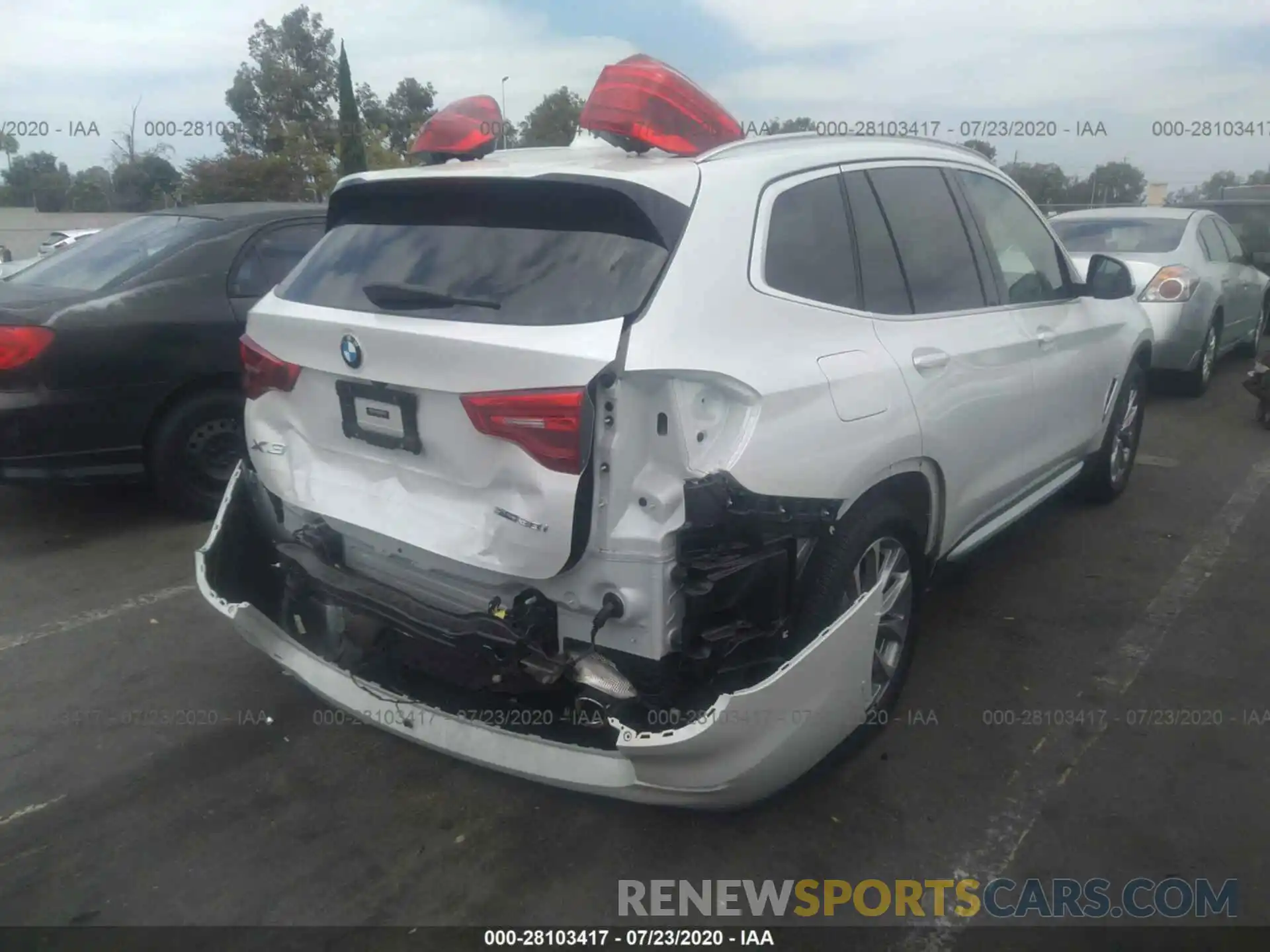 4 Фотография поврежденного автомобиля 5UXTR7C55KLE98802 BMW X3 2019