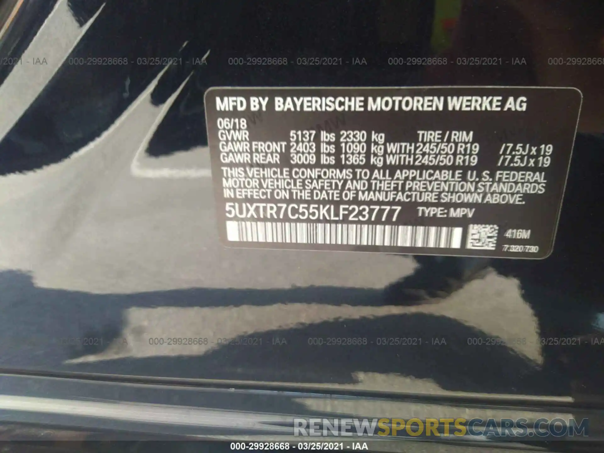 9 Photograph of a damaged car 5UXTR7C55KLF23777 BMW X3 2019