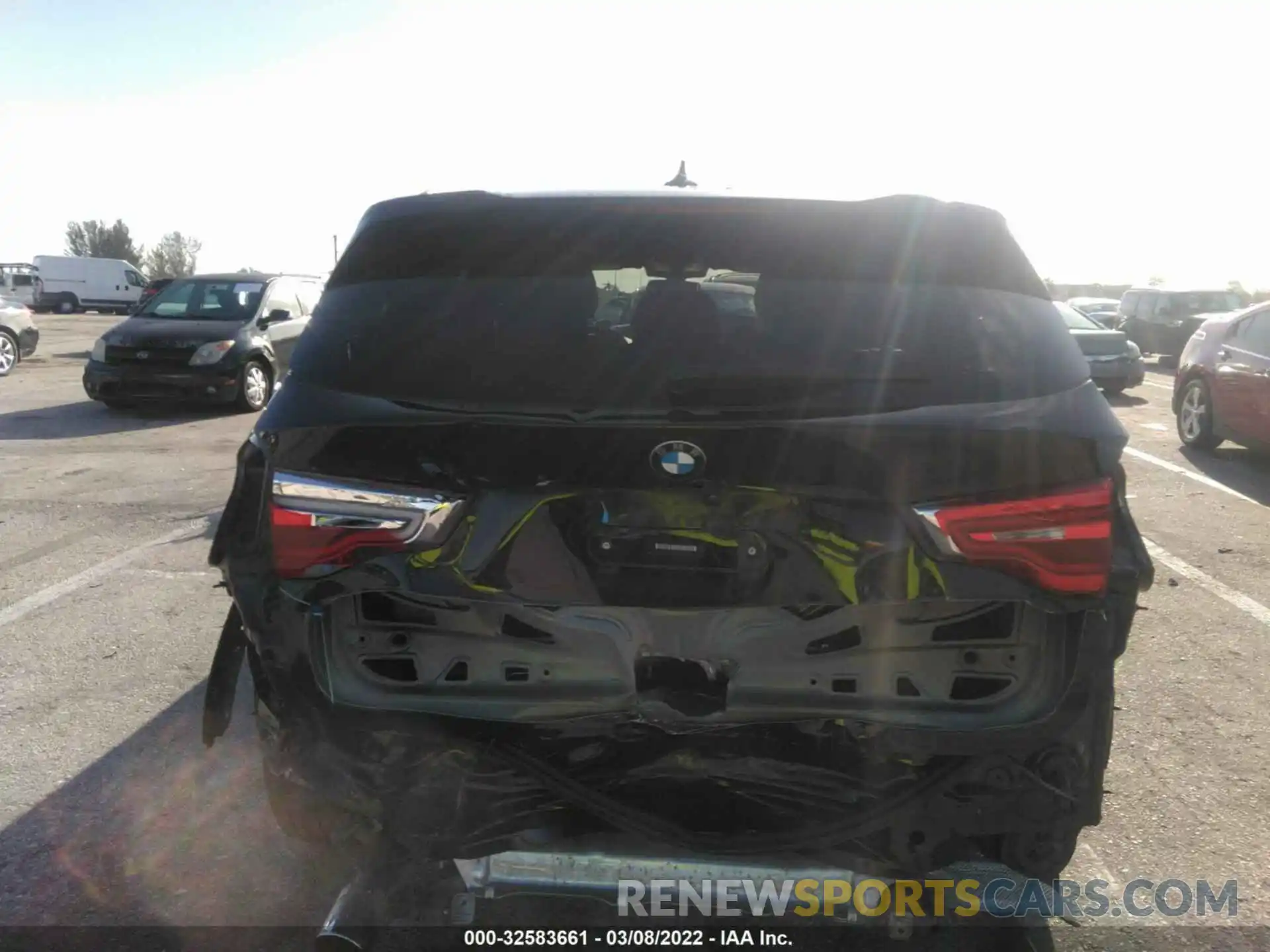 6 Photograph of a damaged car 5UXTR7C55KLF27022 BMW X3 2019