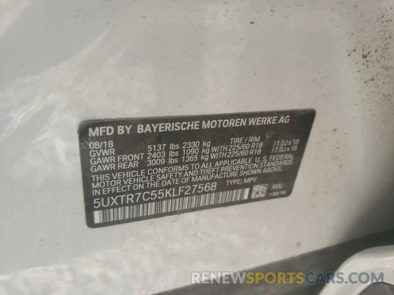 10 Photograph of a damaged car 5UXTR7C55KLF27568 BMW X3 2019