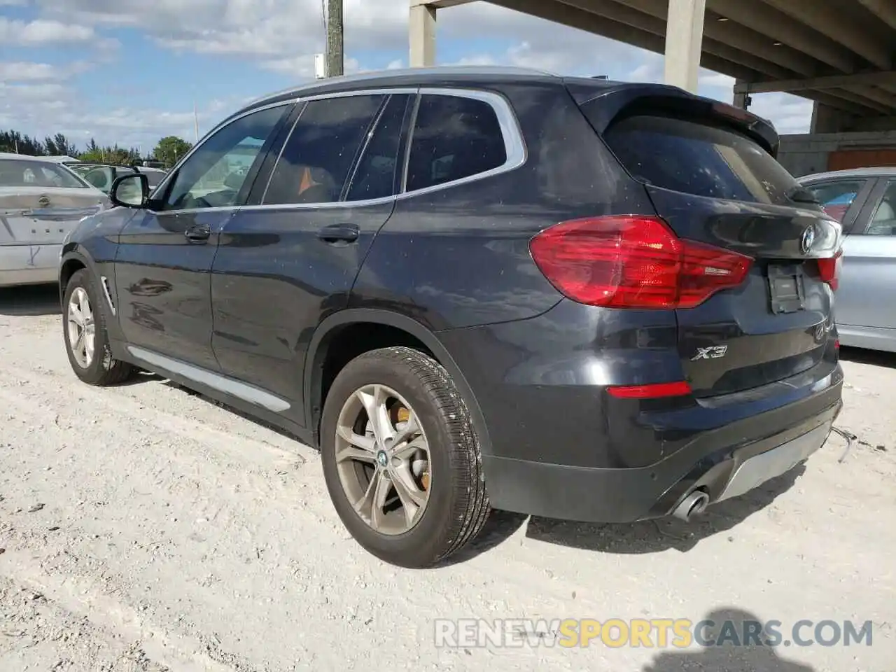 3 Photograph of a damaged car 5UXTR7C55KLF30051 BMW X3 2019