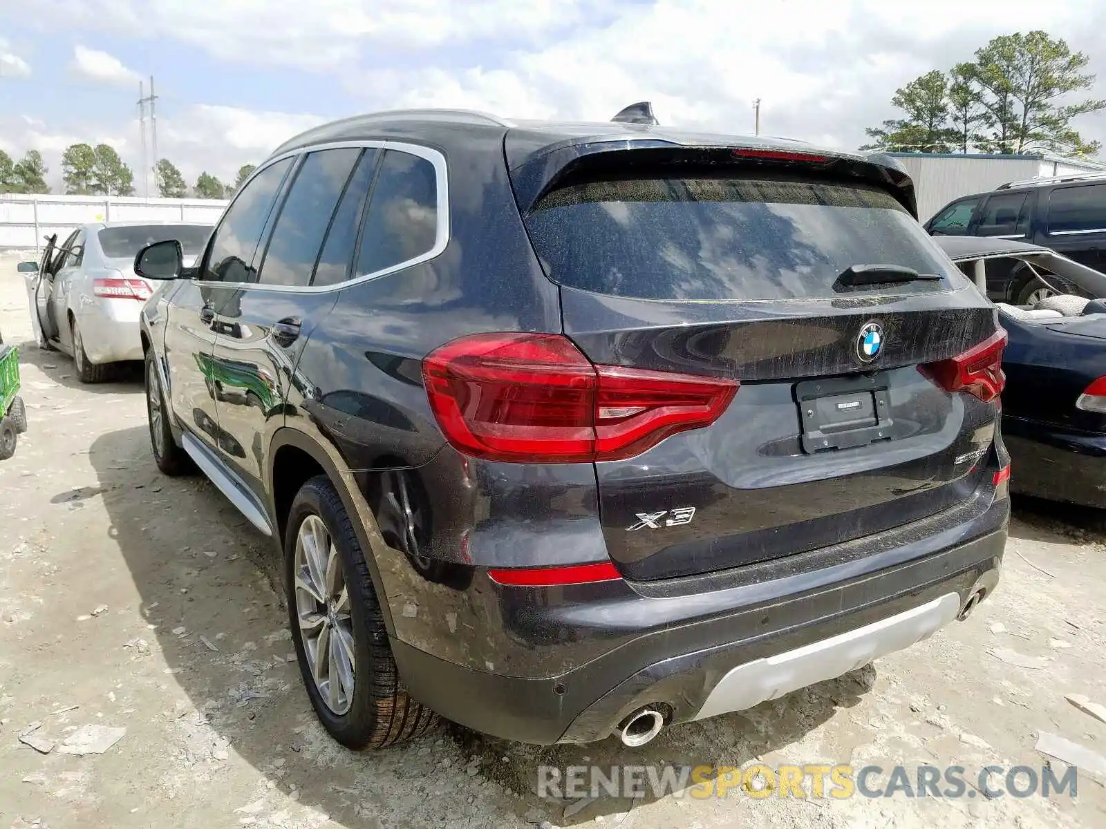 3 Photograph of a damaged car 5UXTR7C55KLF33662 BMW X3 2019