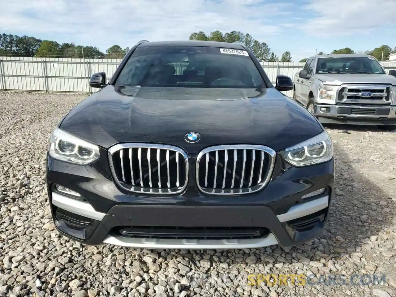 5 Photograph of a damaged car 5UXTR7C55KLF37050 BMW X3 2019