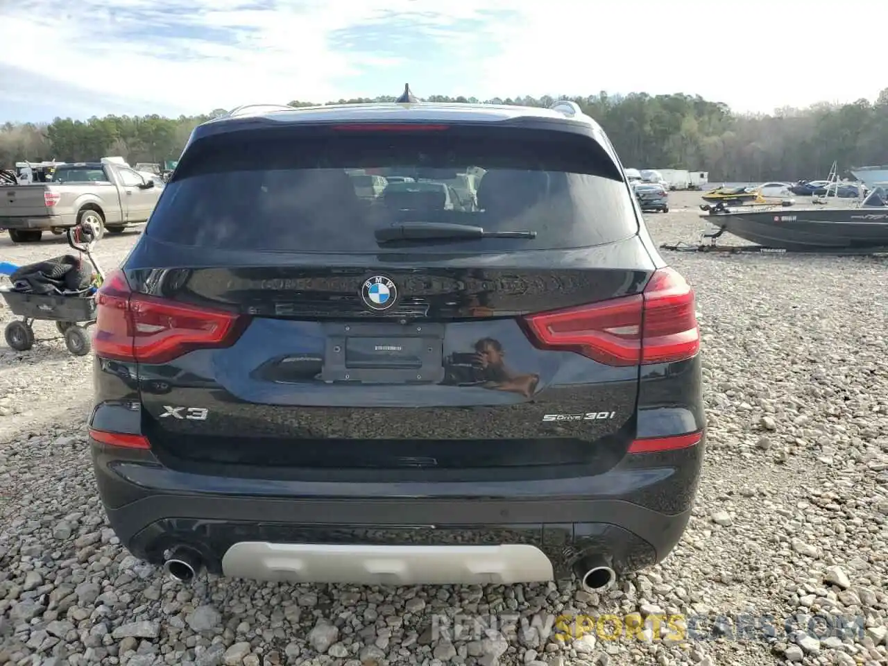6 Photograph of a damaged car 5UXTR7C55KLF37050 BMW X3 2019