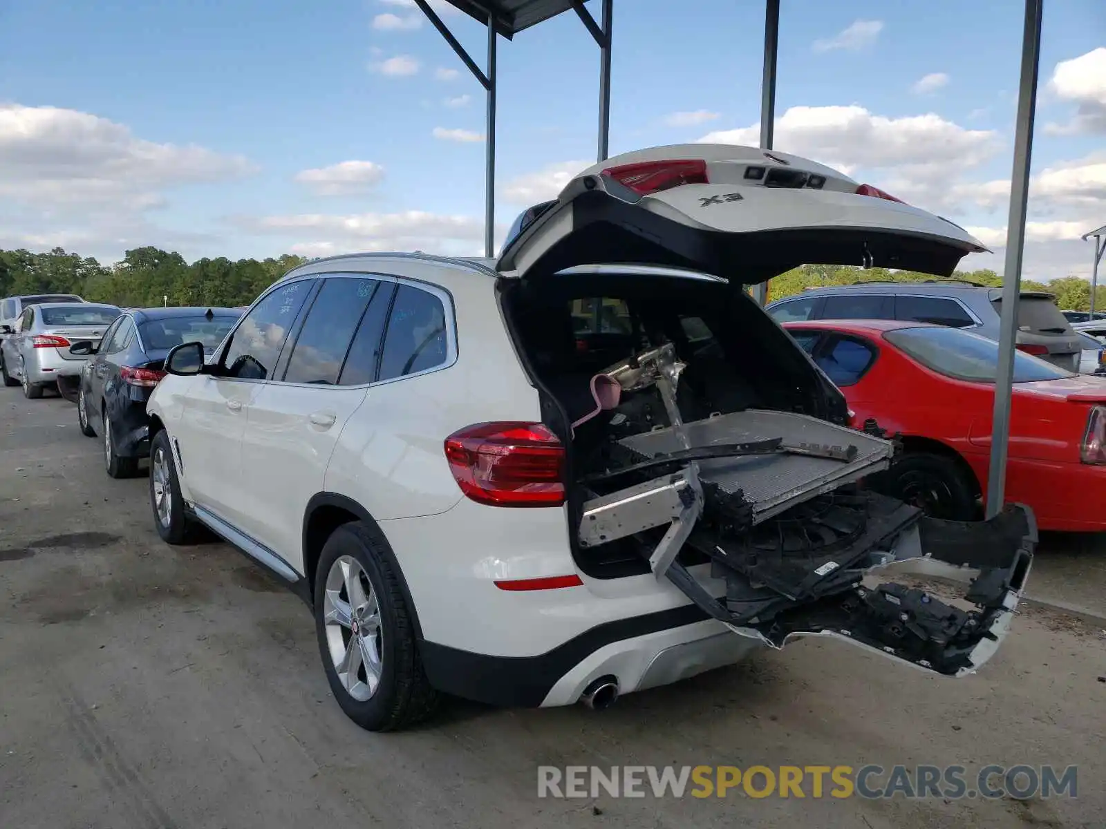 3 Photograph of a damaged car 5UXTR7C55KLR44072 BMW X3 2019