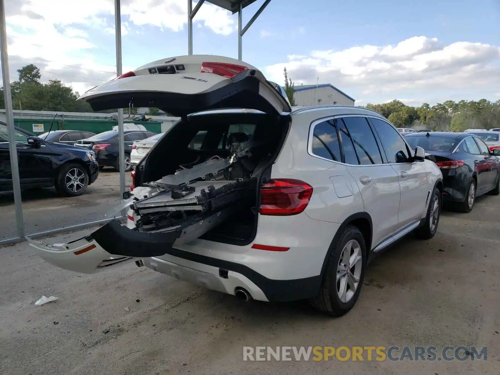 4 Photograph of a damaged car 5UXTR7C55KLR44072 BMW X3 2019