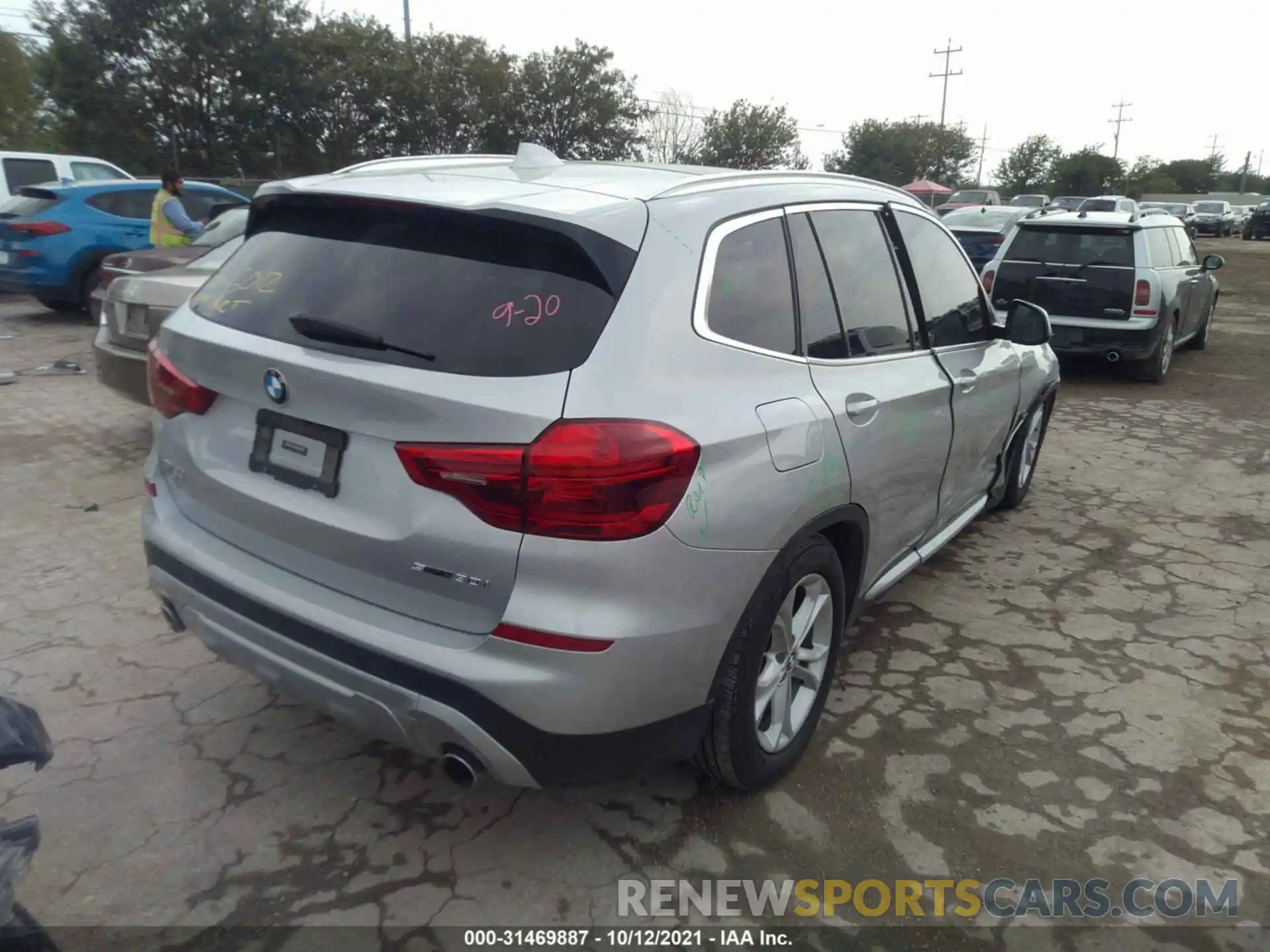 4 Фотография поврежденного автомобиля 5UXTR7C55KLR44170 BMW X3 2019