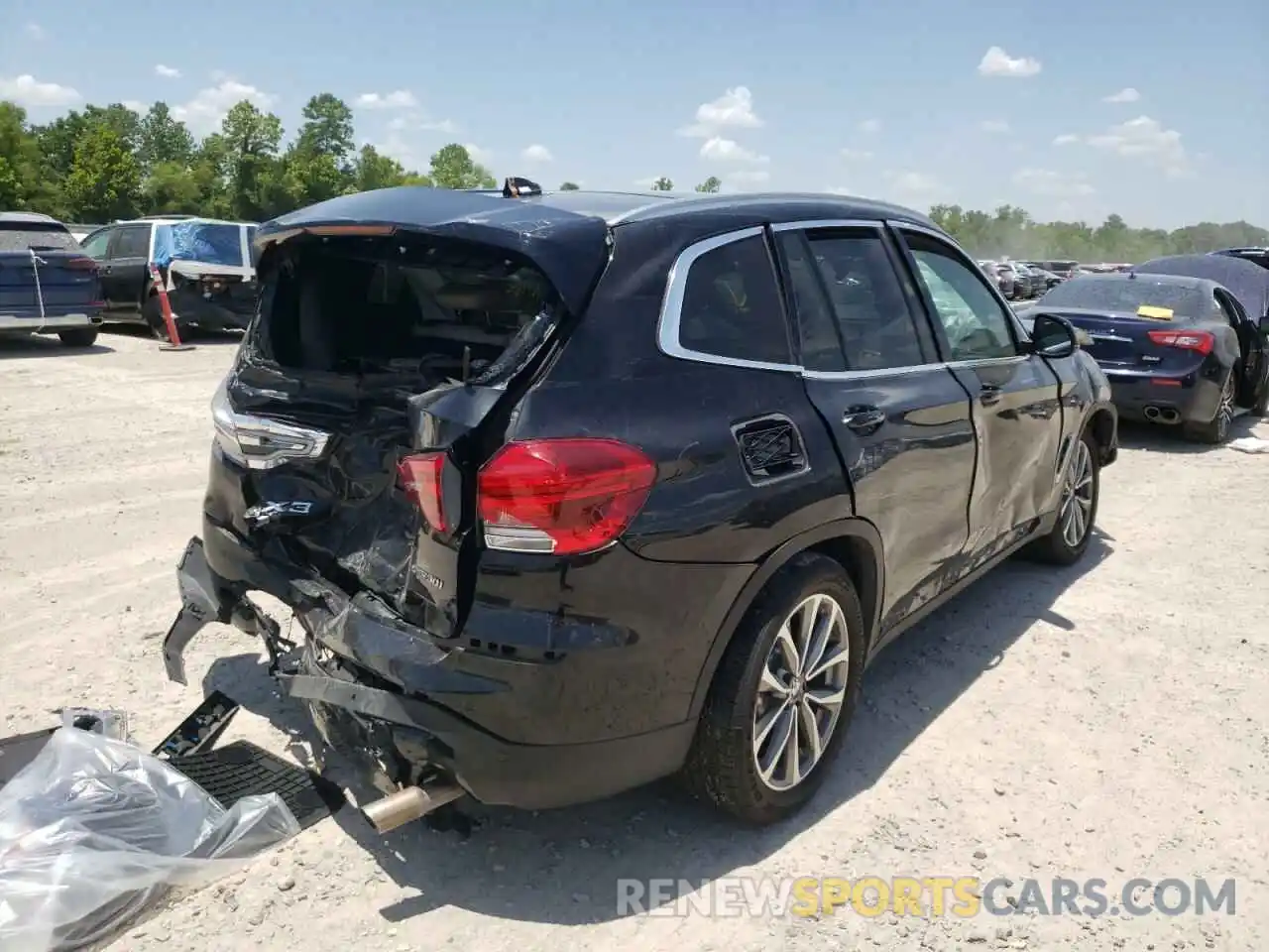 4 Фотография поврежденного автомобиля 5UXTR7C55KLR45173 BMW X3 2019