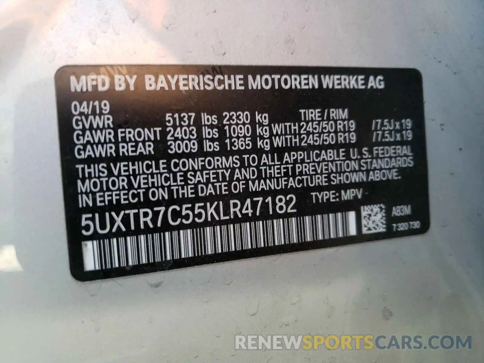 10 Photograph of a damaged car 5UXTR7C55KLR47182 BMW X3 2019