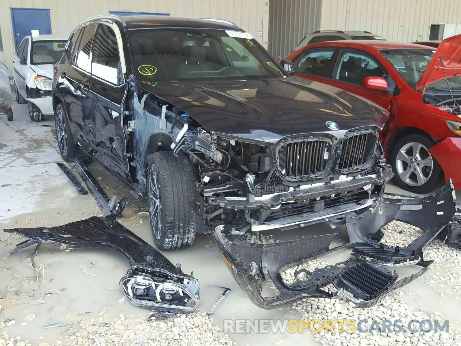 1 Photograph of a damaged car 5UXTR7C55KLR50129 BMW X3 2019