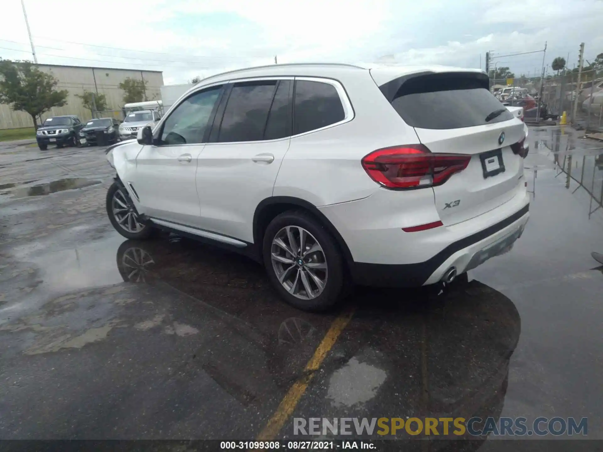 3 Photograph of a damaged car 5UXTR7C55KLR50180 BMW X3 2019