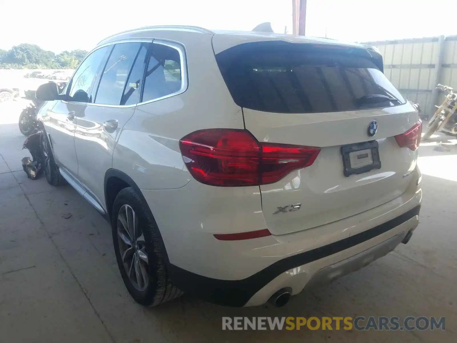 3 Photograph of a damaged car 5UXTR7C55KLR50860 BMW X3 2019