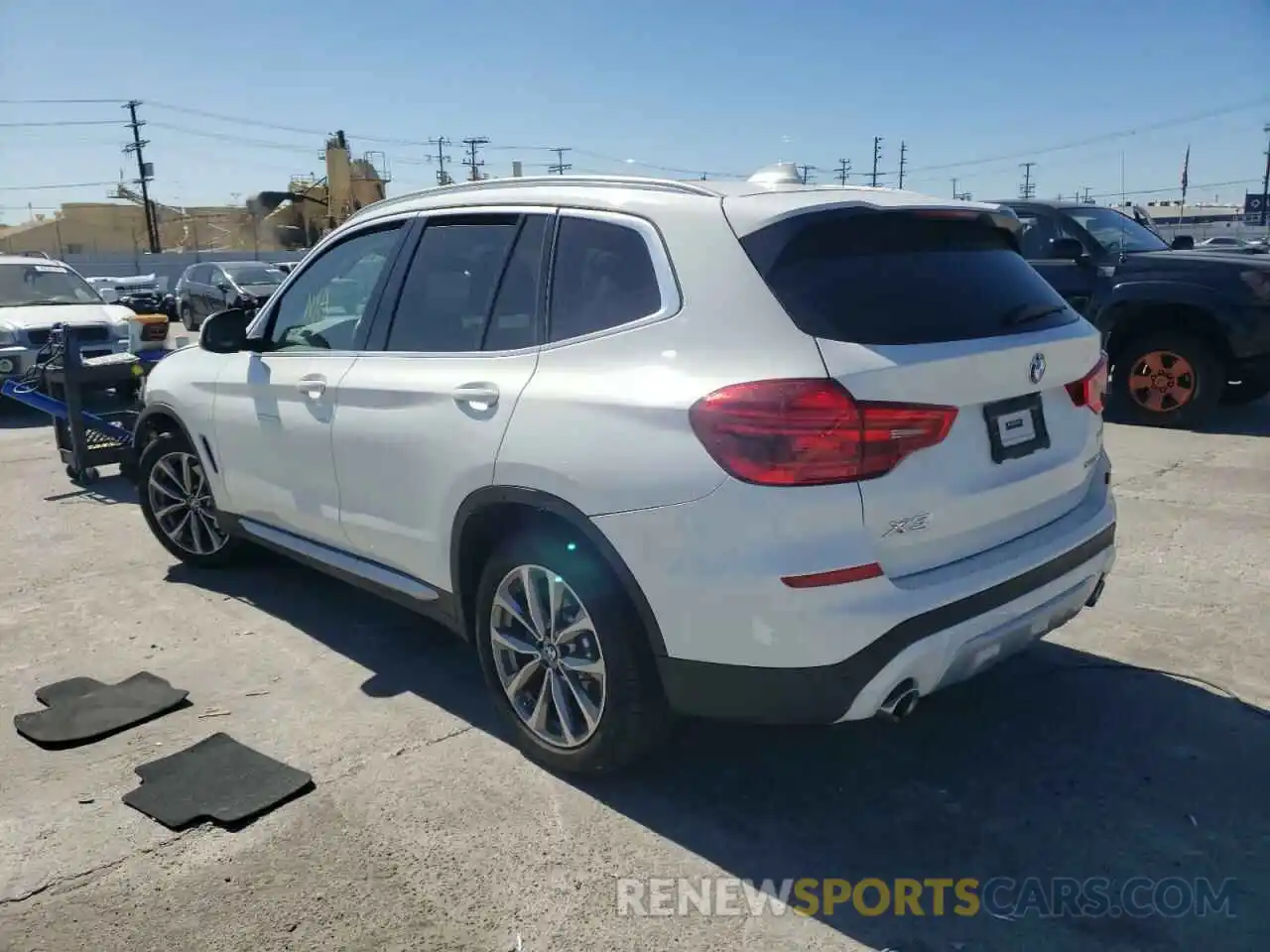 3 Photograph of a damaged car 5UXTR7C55KLR51166 BMW X3 2019