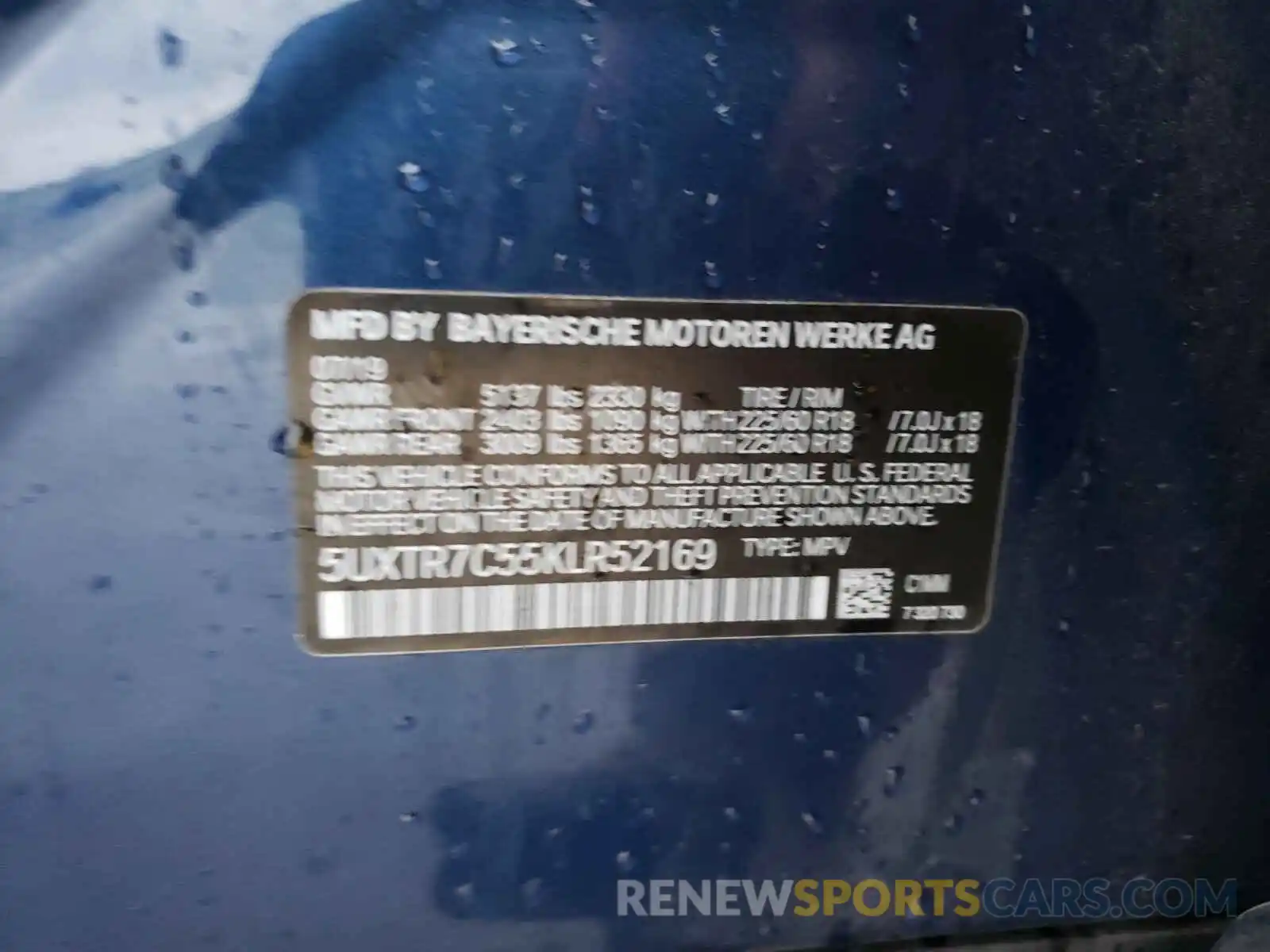 10 Photograph of a damaged car 5UXTR7C55KLR52169 BMW X3 2019