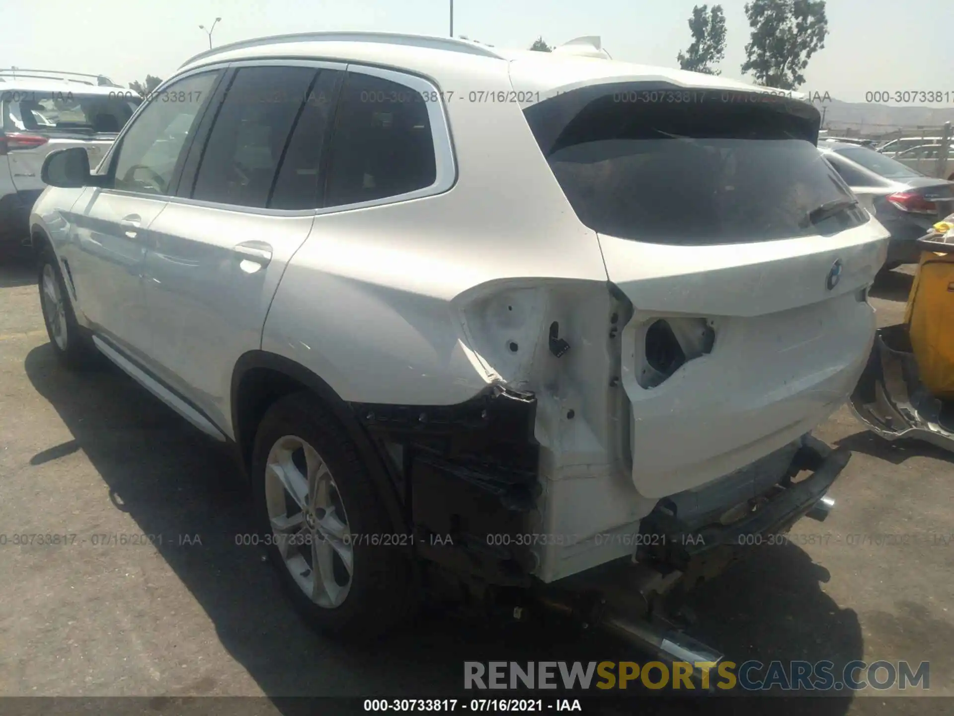 3 Photograph of a damaged car 5UXTR7C55KLR53631 BMW X3 2019