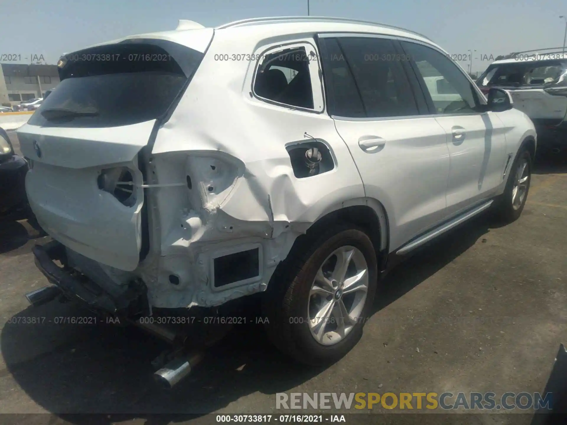 4 Photograph of a damaged car 5UXTR7C55KLR53631 BMW X3 2019