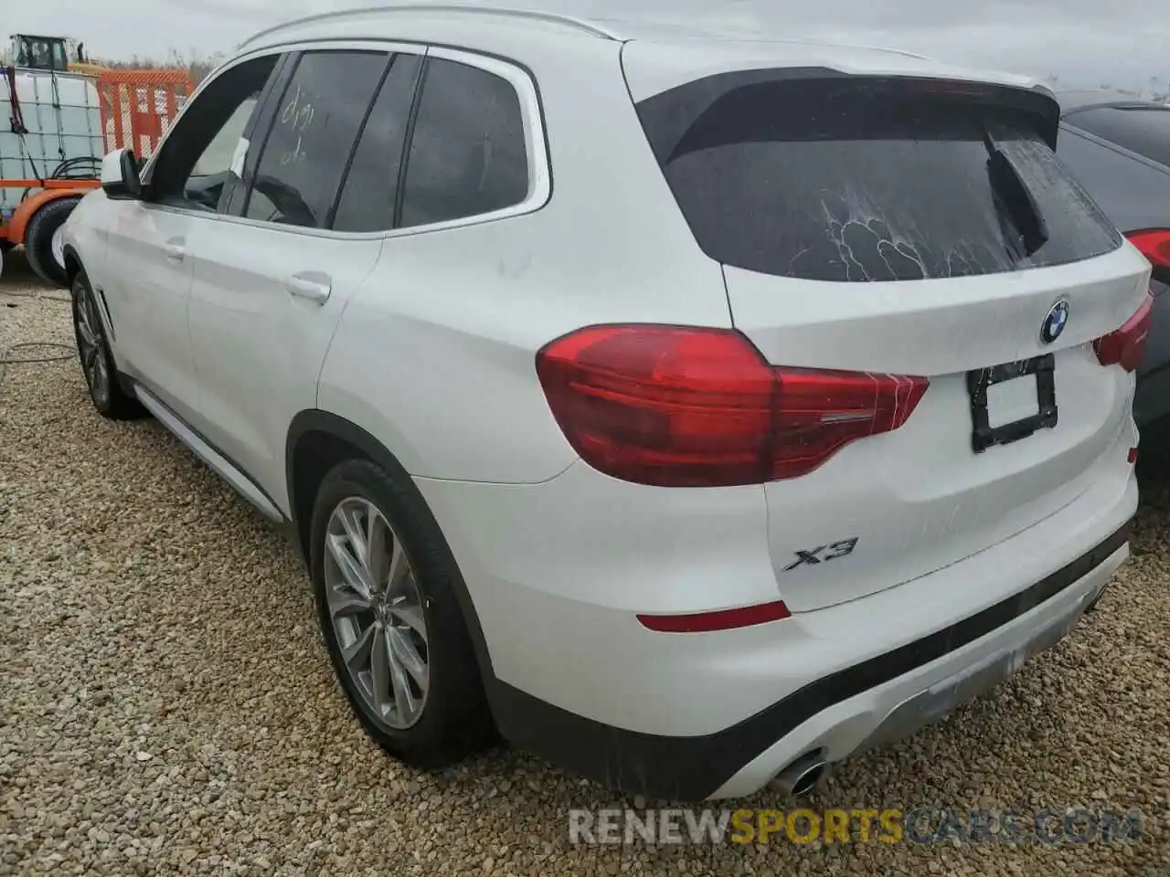 3 Photograph of a damaged car 5UXTR7C56KLE93737 BMW X3 2019