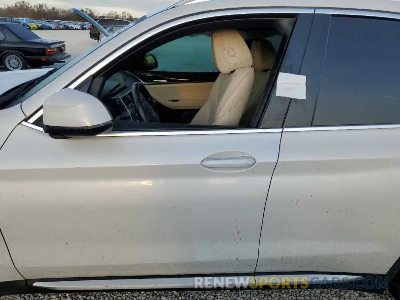 9 Photograph of a damaged car 5UXTR7C56KLE93737 BMW X3 2019