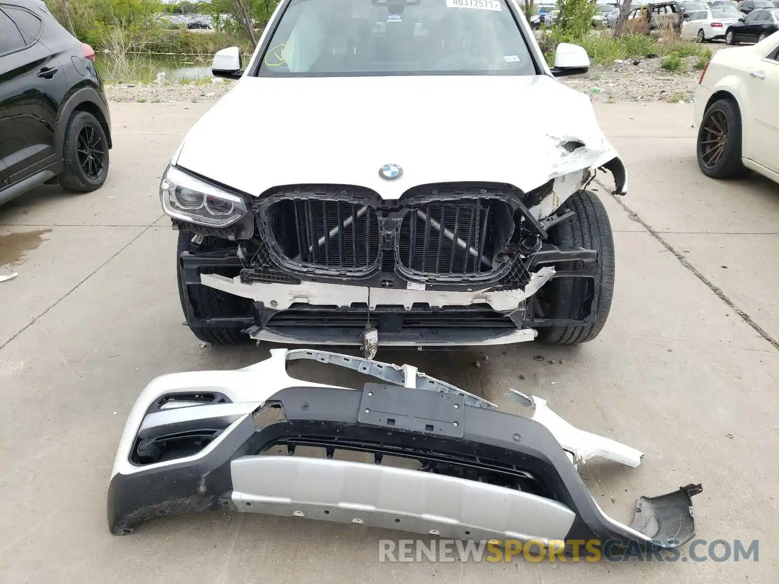 9 Фотография поврежденного автомобиля 5UXTR7C56KLE93964 BMW X3 2019