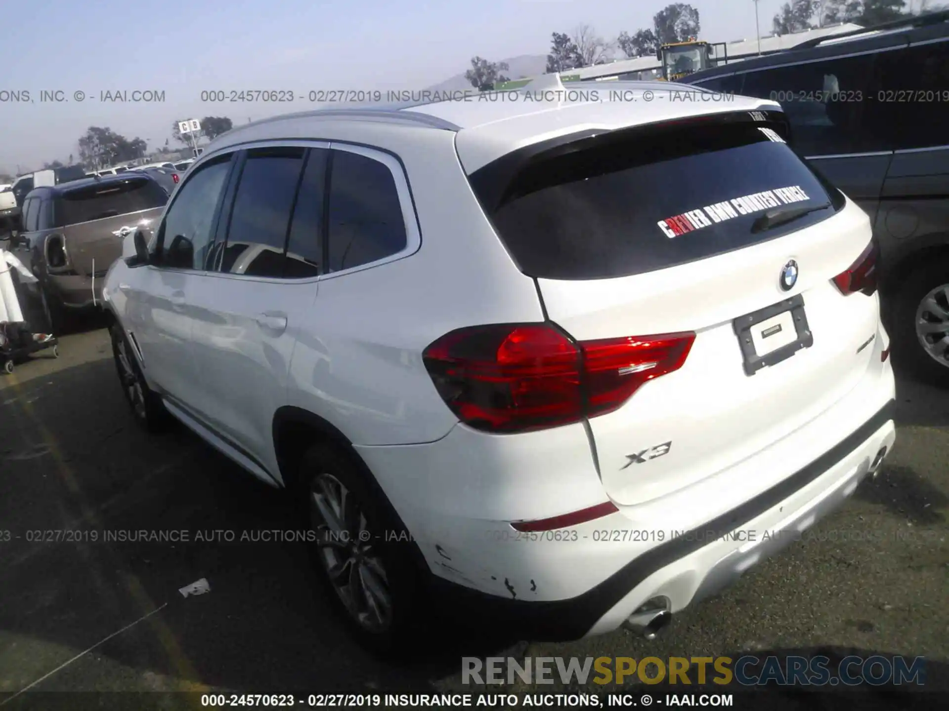 3 Photograph of a damaged car 5UXTR7C56KLE96394 BMW X3 2019