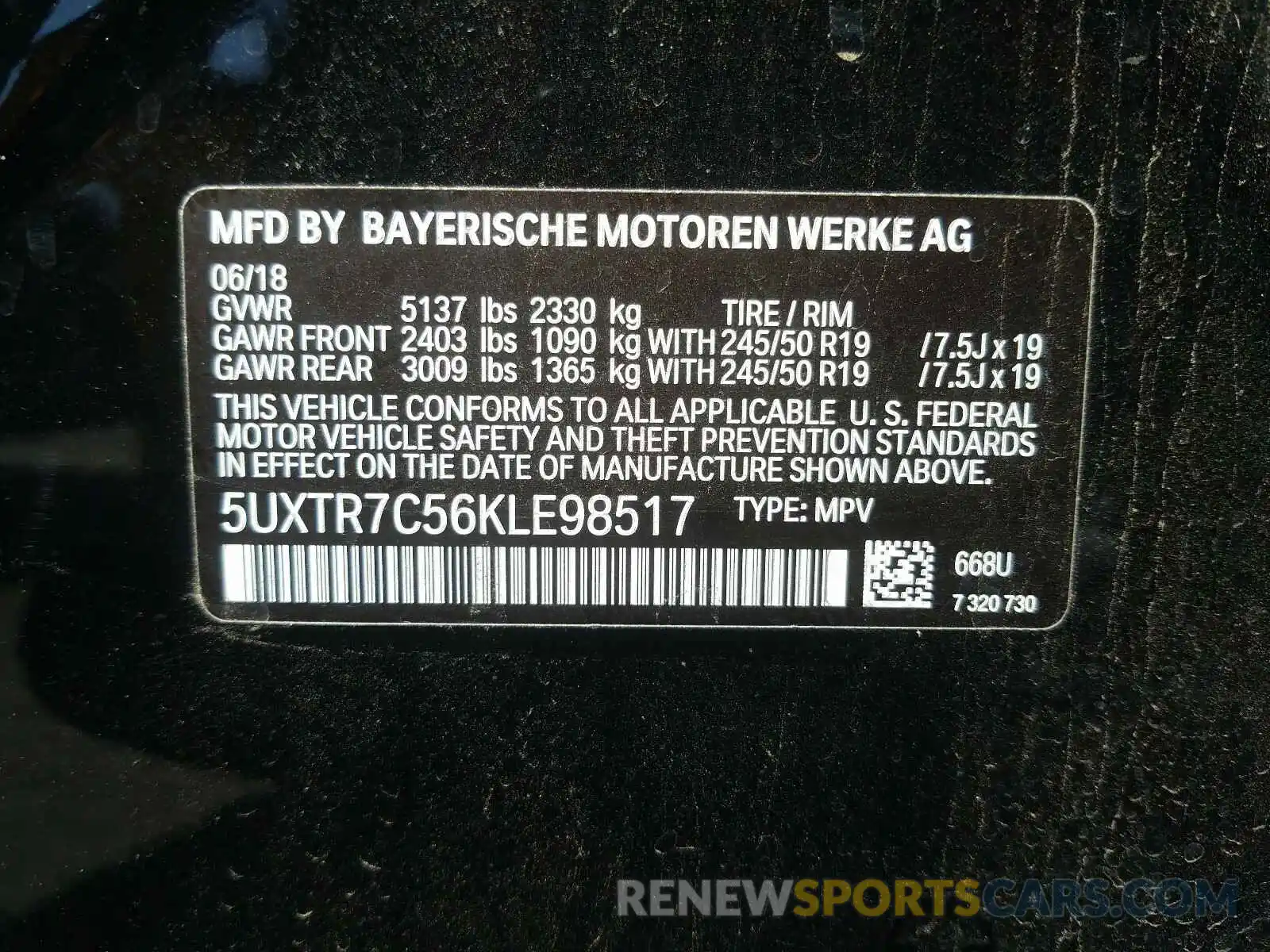 10 Photograph of a damaged car 5UXTR7C56KLE98517 BMW X3 2019