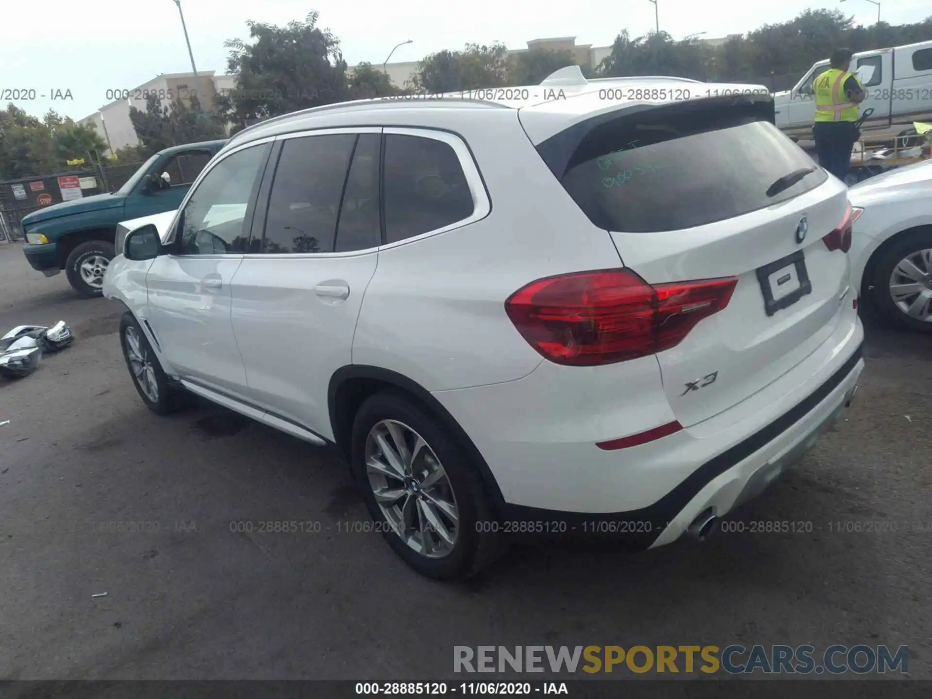 3 Photograph of a damaged car 5UXTR7C56KLF26493 BMW X3 2019