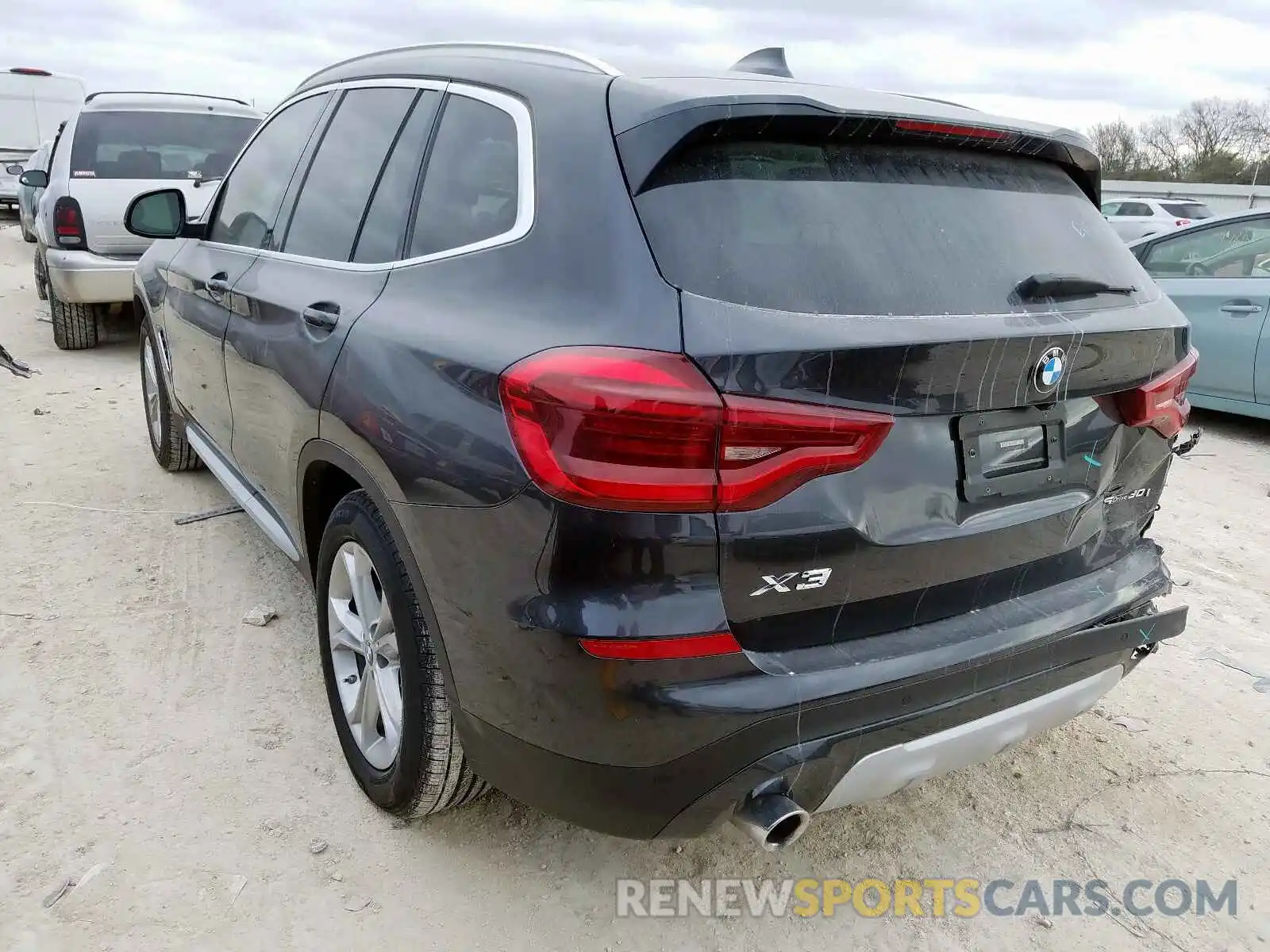 3 Photograph of a damaged car 5UXTR7C56KLF33721 BMW X3 2019