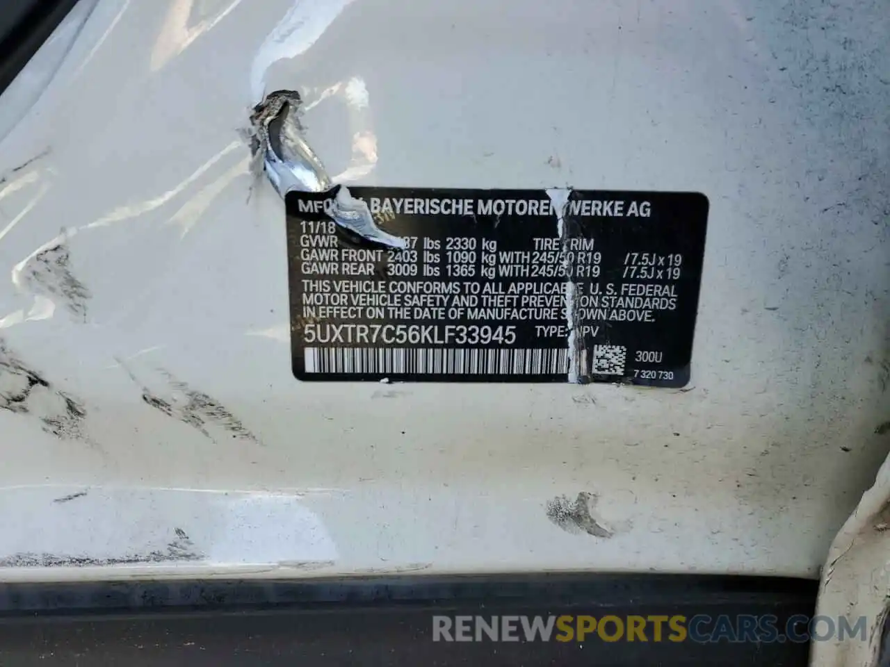 13 Photograph of a damaged car 5UXTR7C56KLF33945 BMW X3 2019