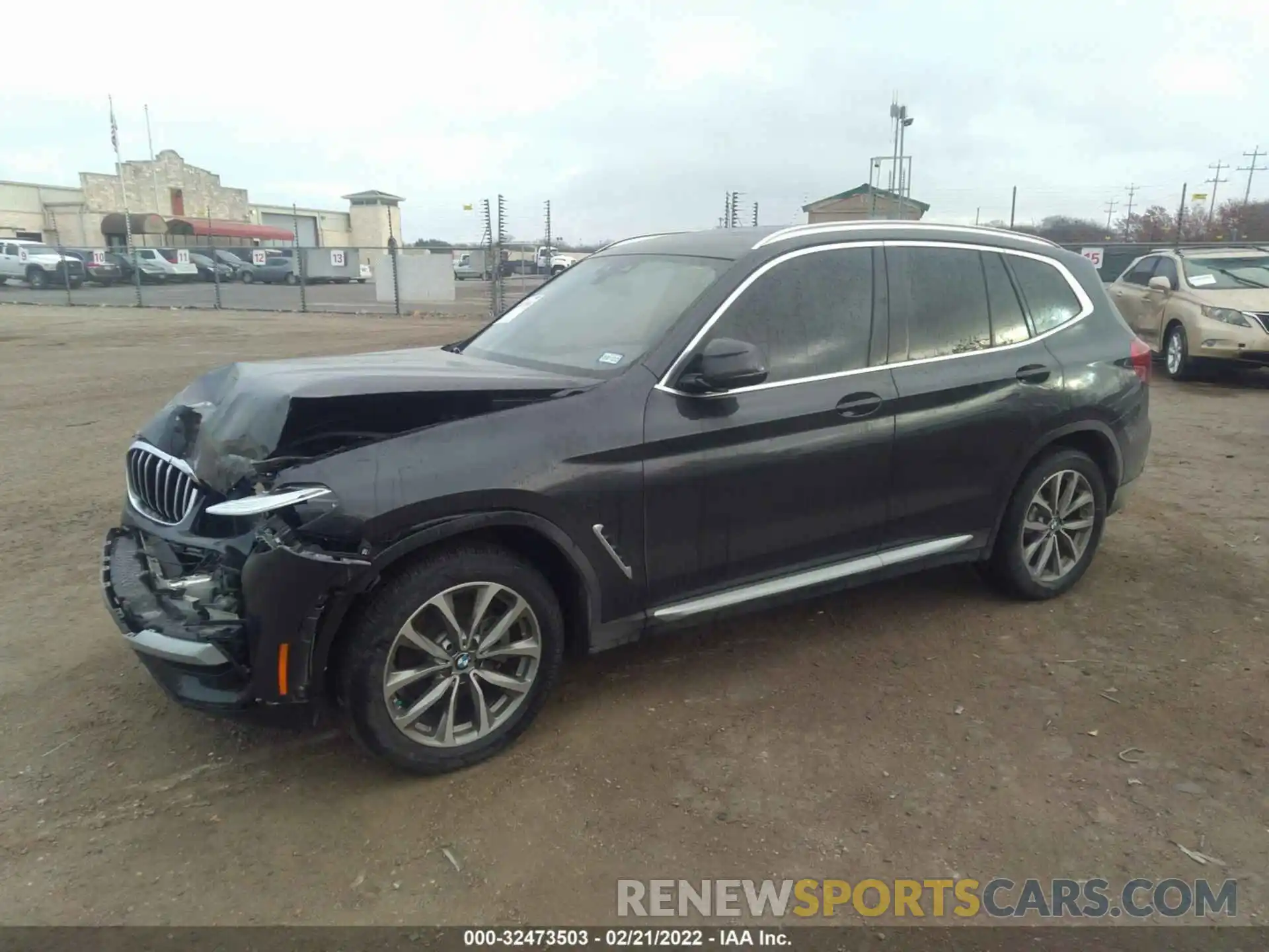 2 Photograph of a damaged car 5UXTR7C56KLR38698 BMW X3 2019