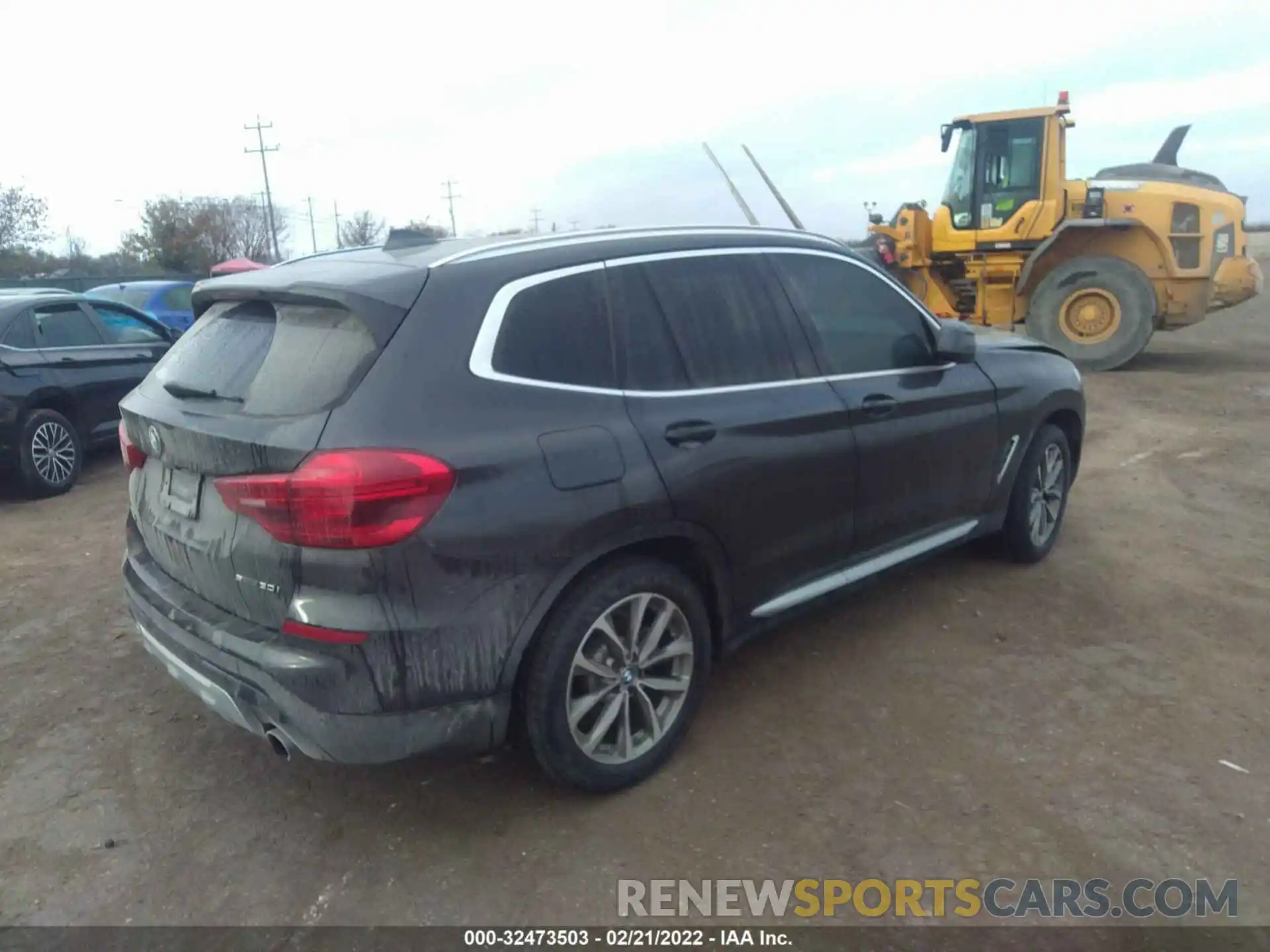 4 Photograph of a damaged car 5UXTR7C56KLR38698 BMW X3 2019