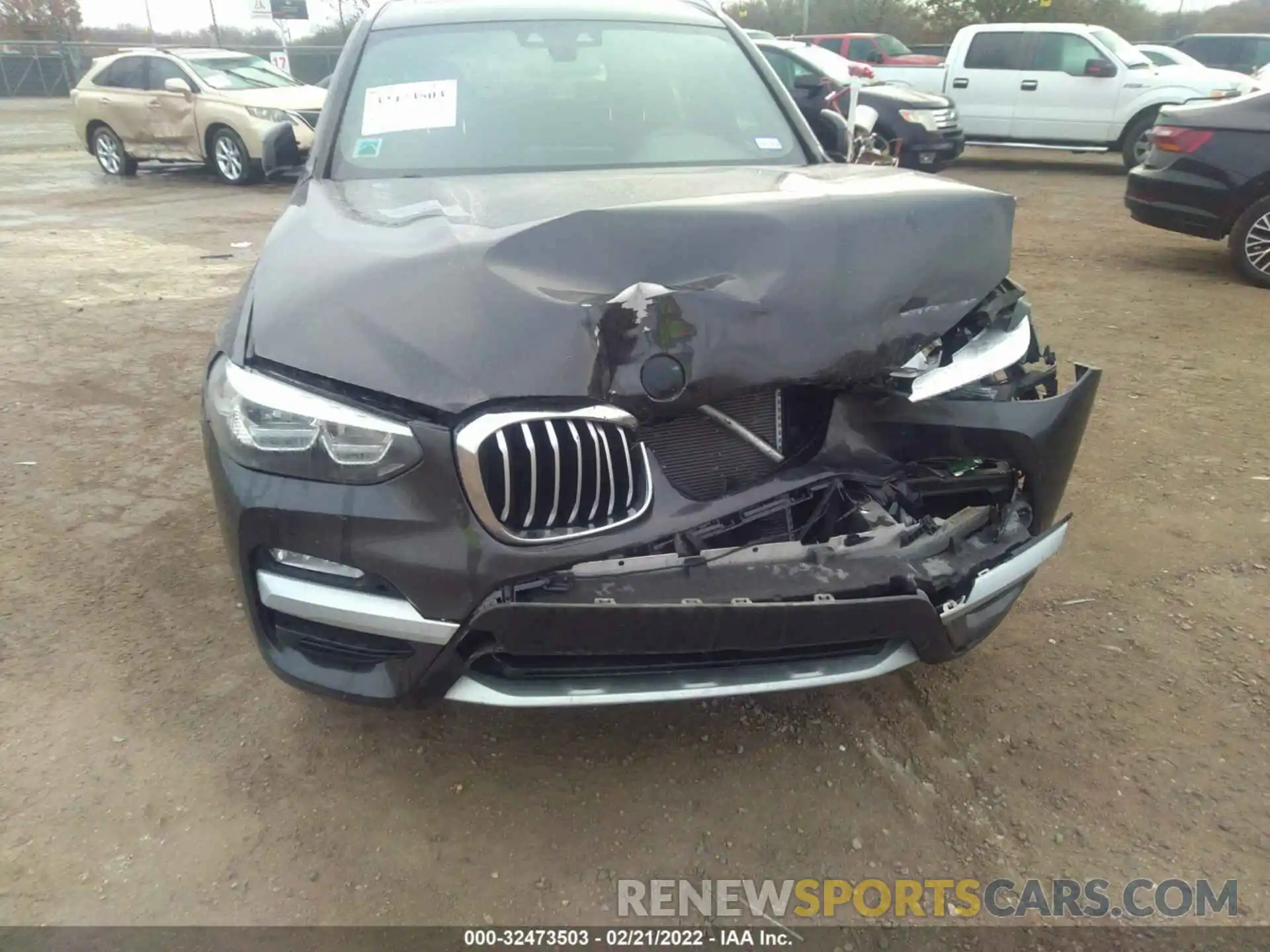 6 Photograph of a damaged car 5UXTR7C56KLR38698 BMW X3 2019