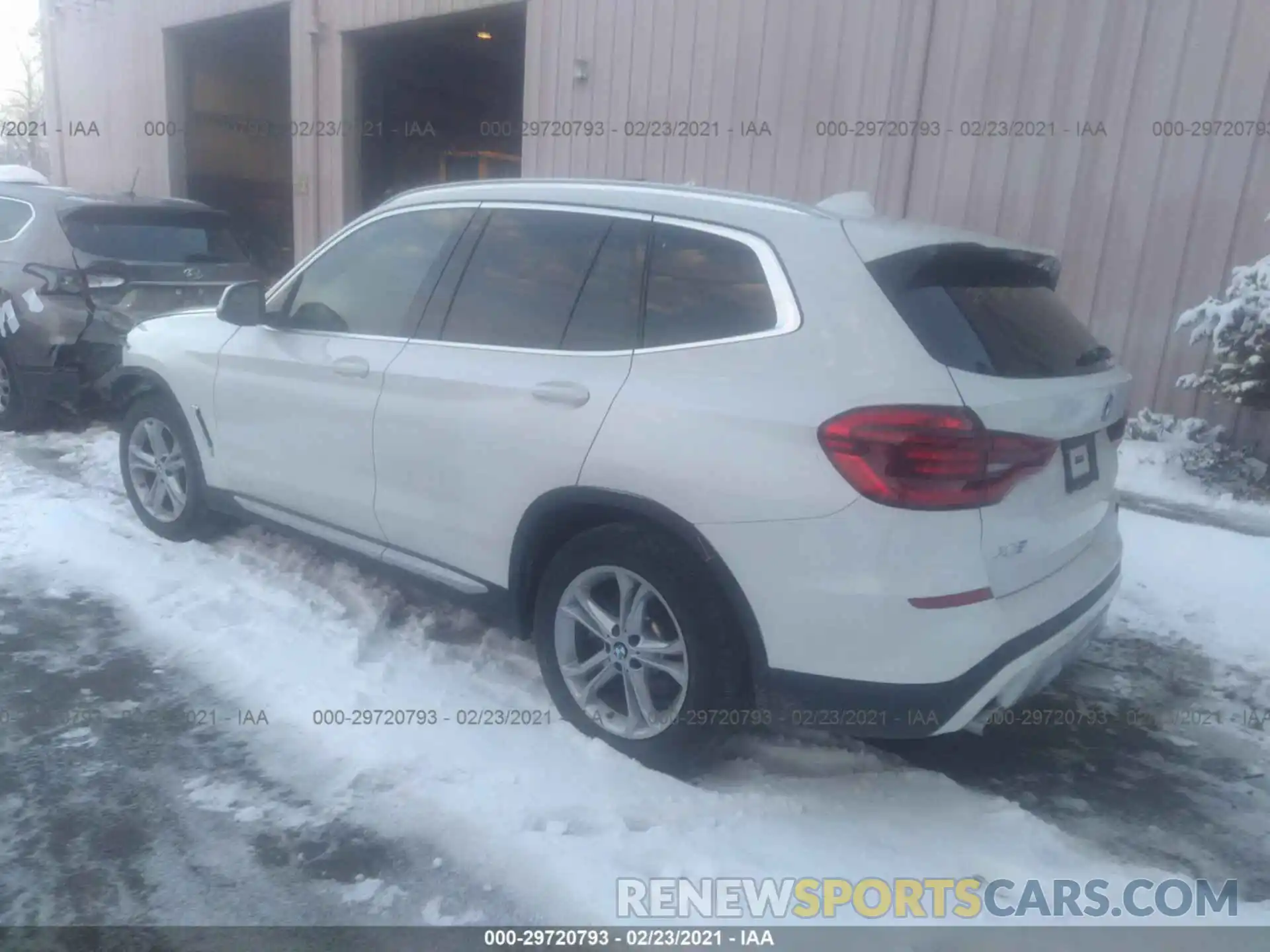 3 Photograph of a damaged car 5UXTR7C56KLR44596 BMW X3 2019