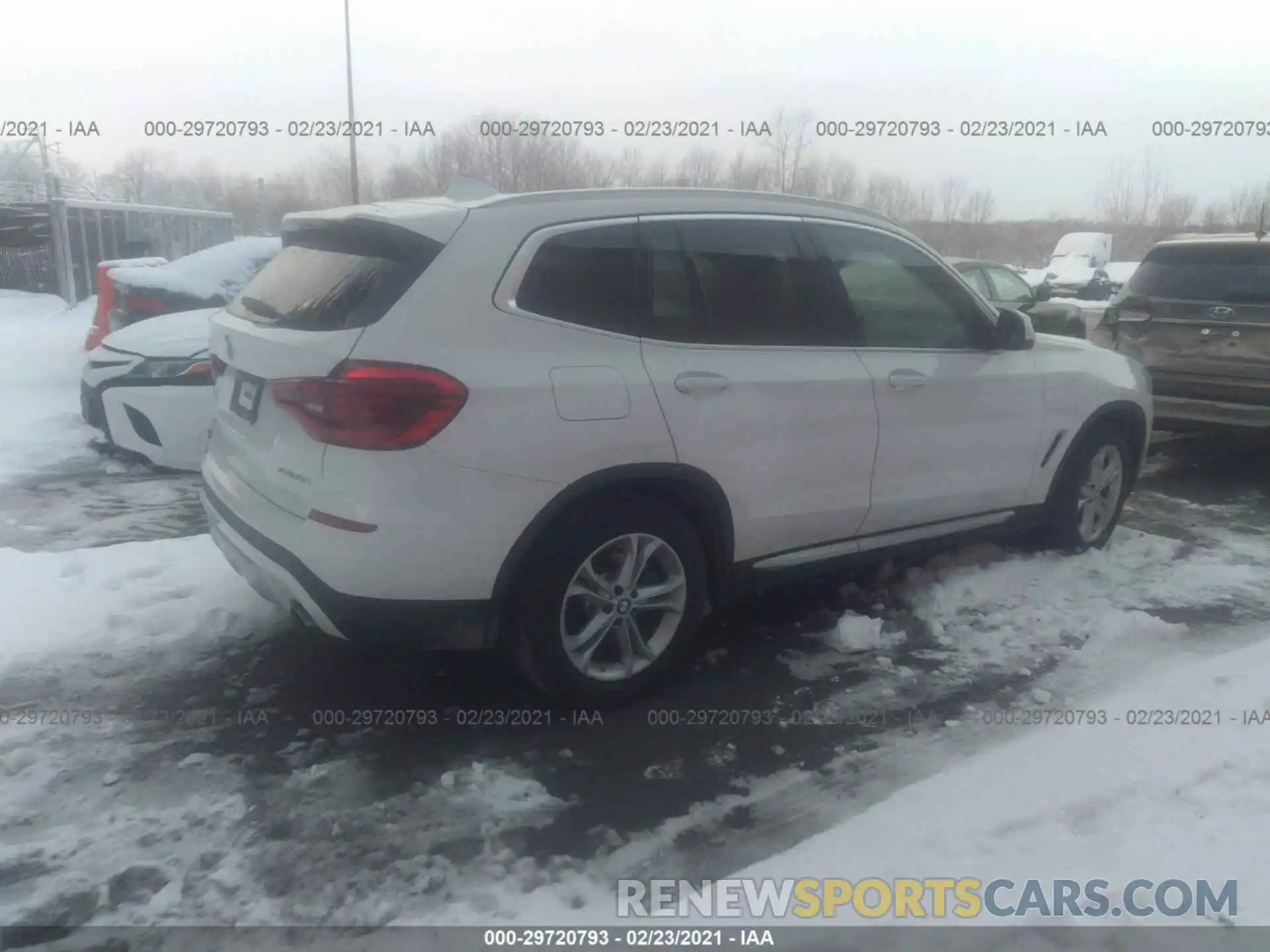 4 Photograph of a damaged car 5UXTR7C56KLR44596 BMW X3 2019