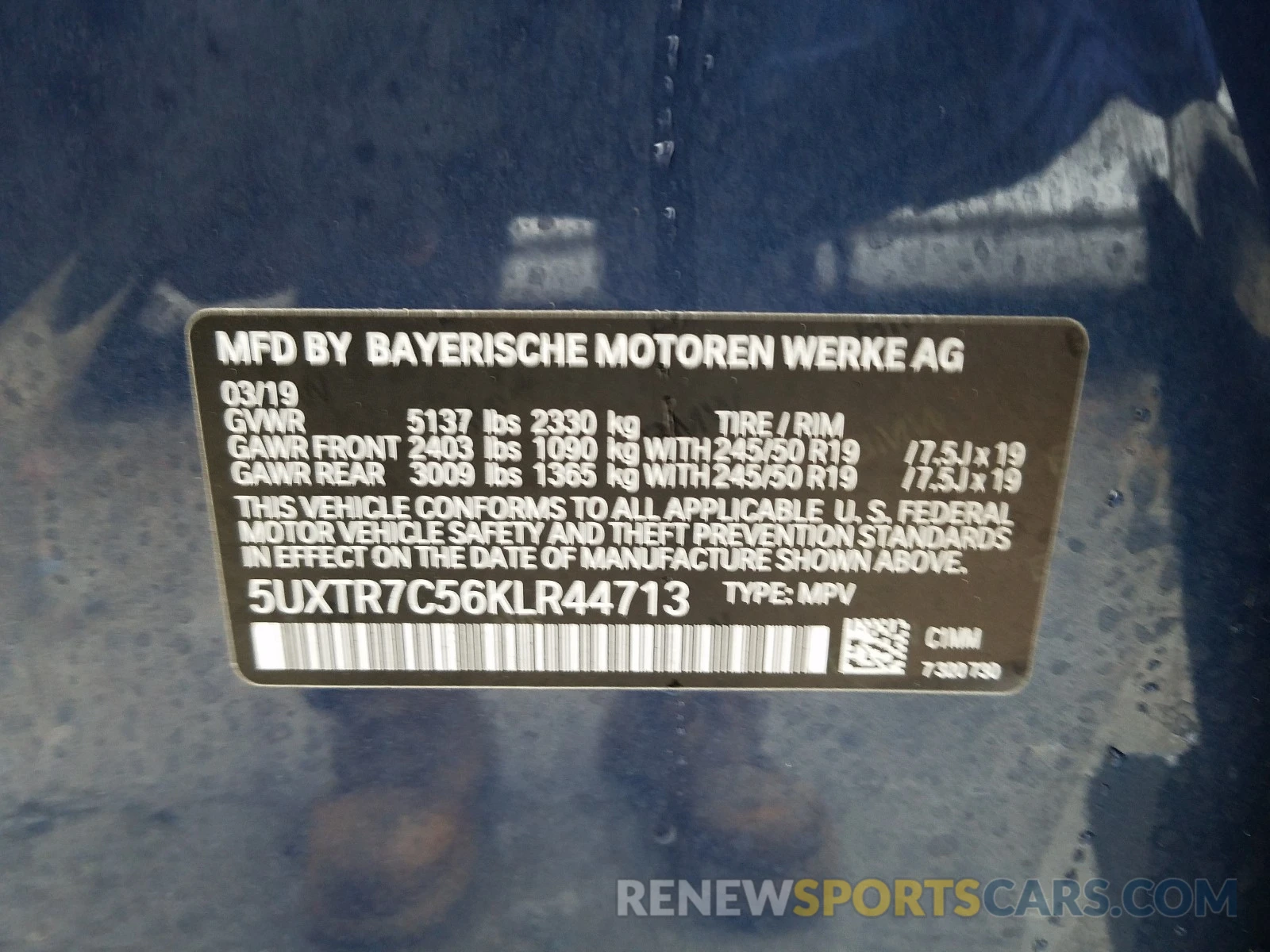 10 Photograph of a damaged car 5UXTR7C56KLR44713 BMW X3 2019