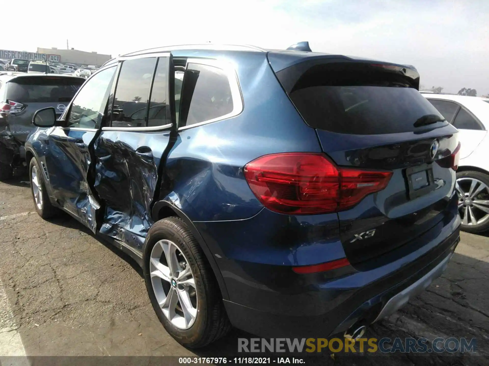 3 Photograph of a damaged car 5UXTR7C56KLR48292 BMW X3 2019