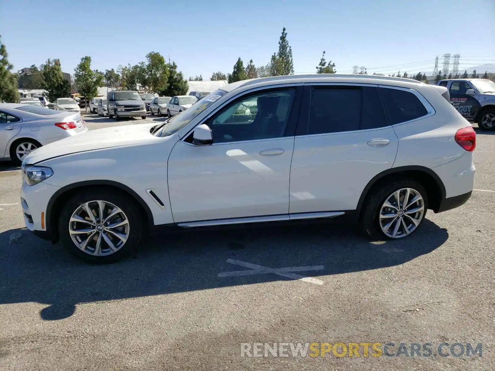 9 Photograph of a damaged car 5UXTR7C56KLR53587 BMW X3 2019